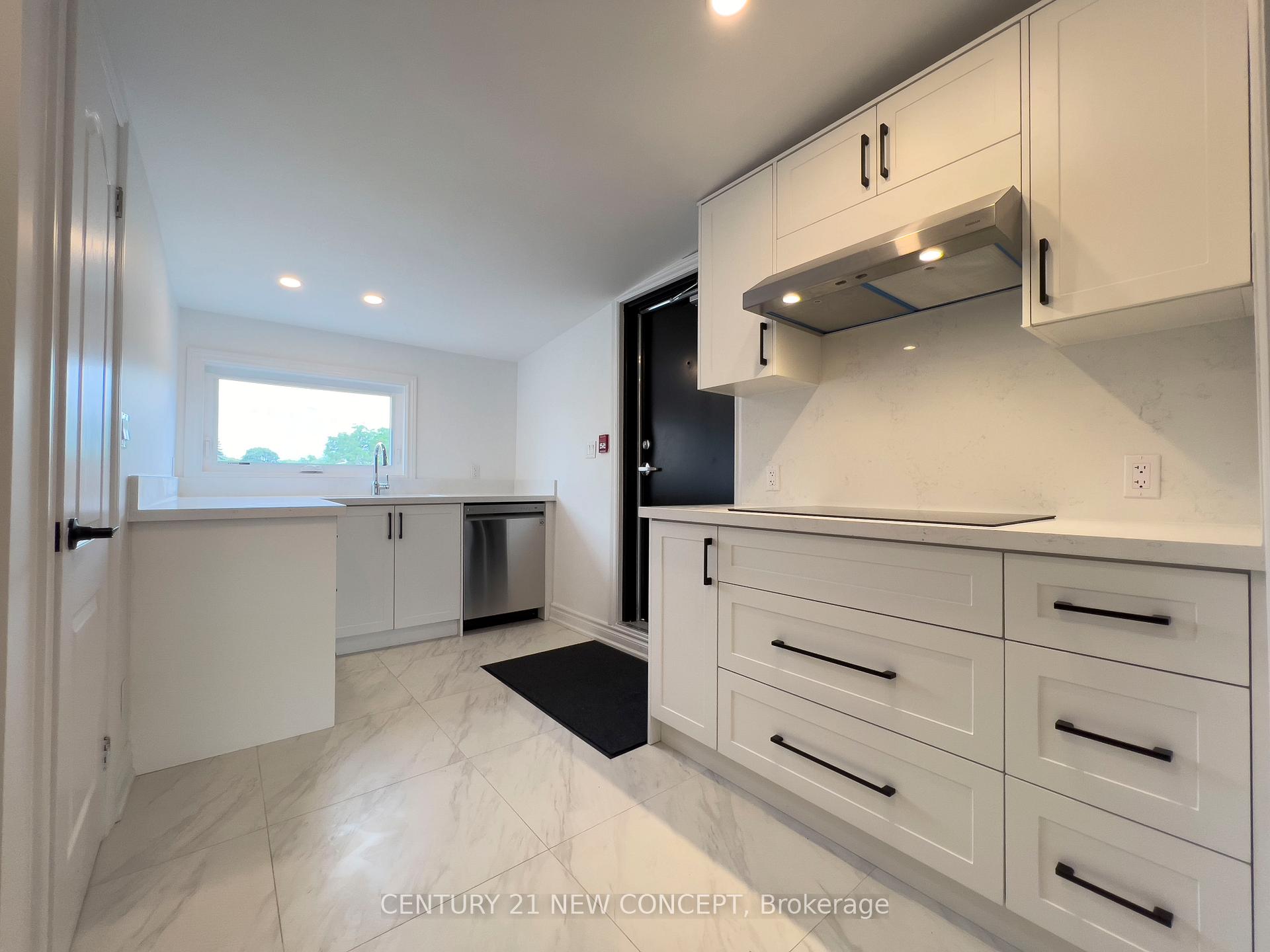 Photo 14 of Unit 3rd Floor, 706 Bloor Street N, Toronto, The Annex — HOMEH