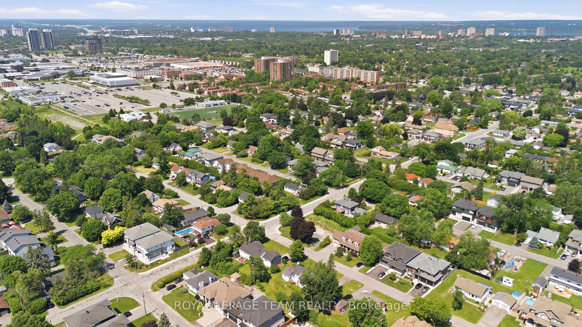 Photo 5 of 84 Rita Avenue, Ottawa, Meadowlands/St. Claire Gardens — HOMEH