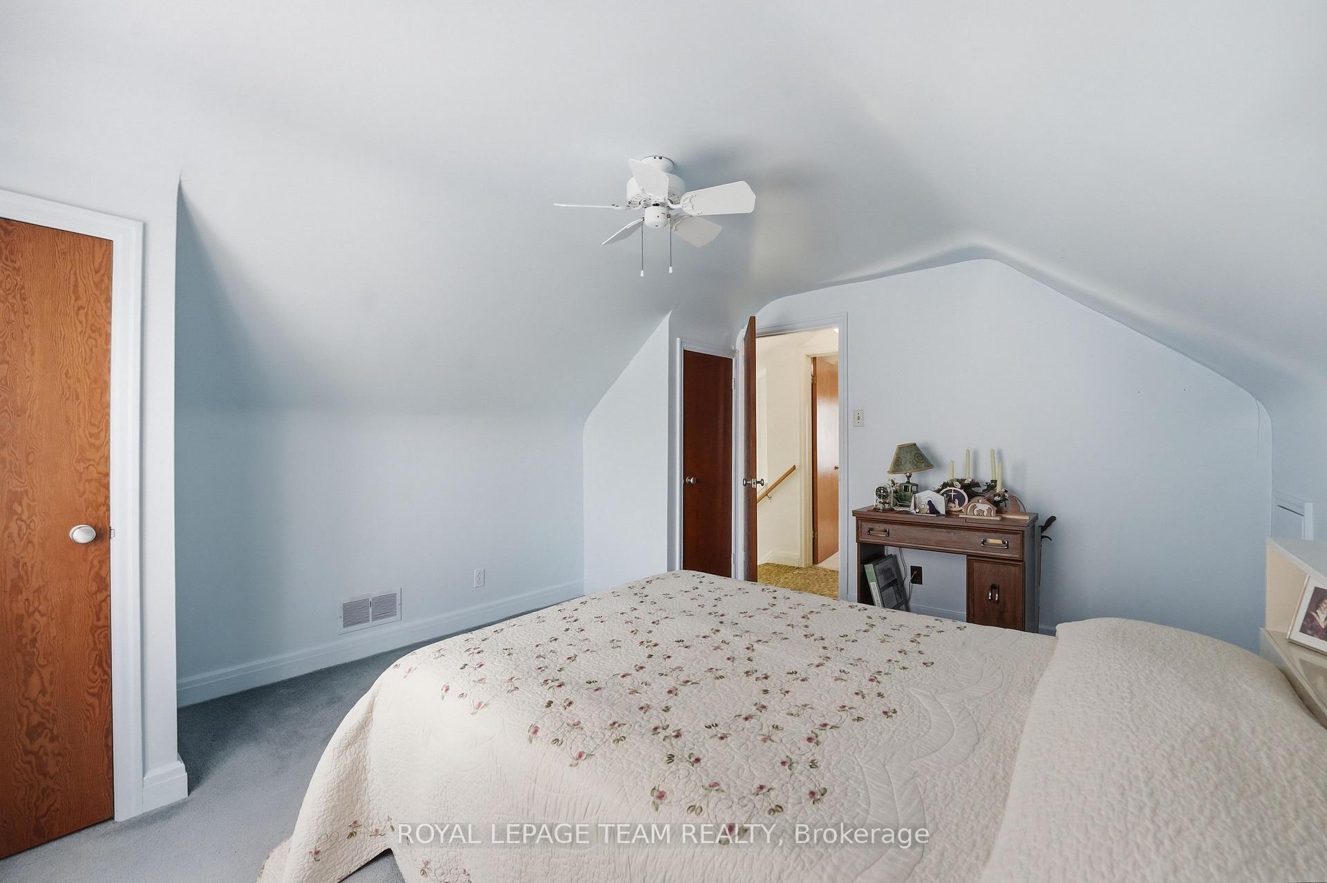 Photo 20 of 84 Rita Avenue, Ottawa, Meadowlands/St. Claire Gardens — HOMEH