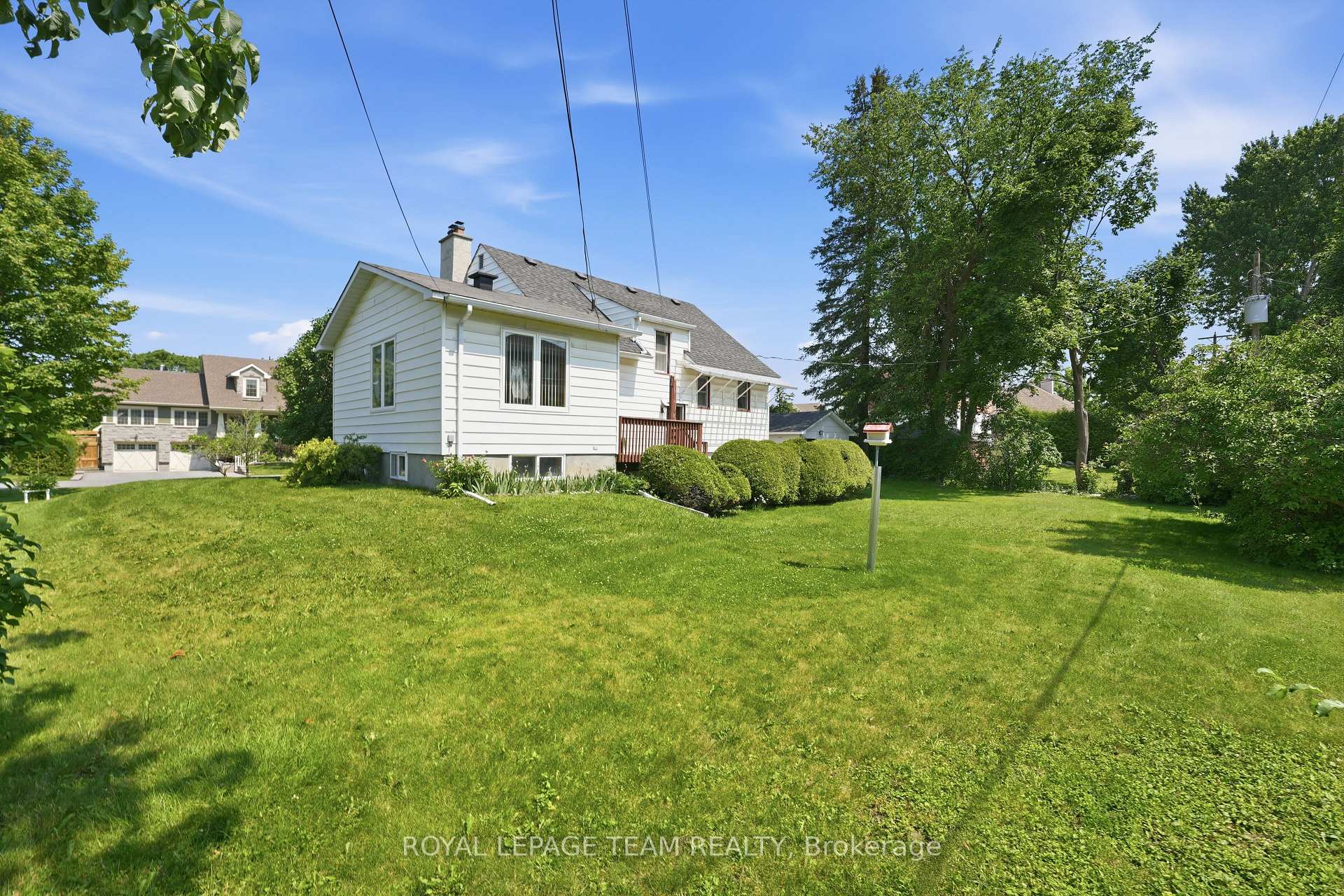 Photo 36 of 84 Rita Avenue, Ottawa, Meadowlands/St. Claire Gardens — HOMEH