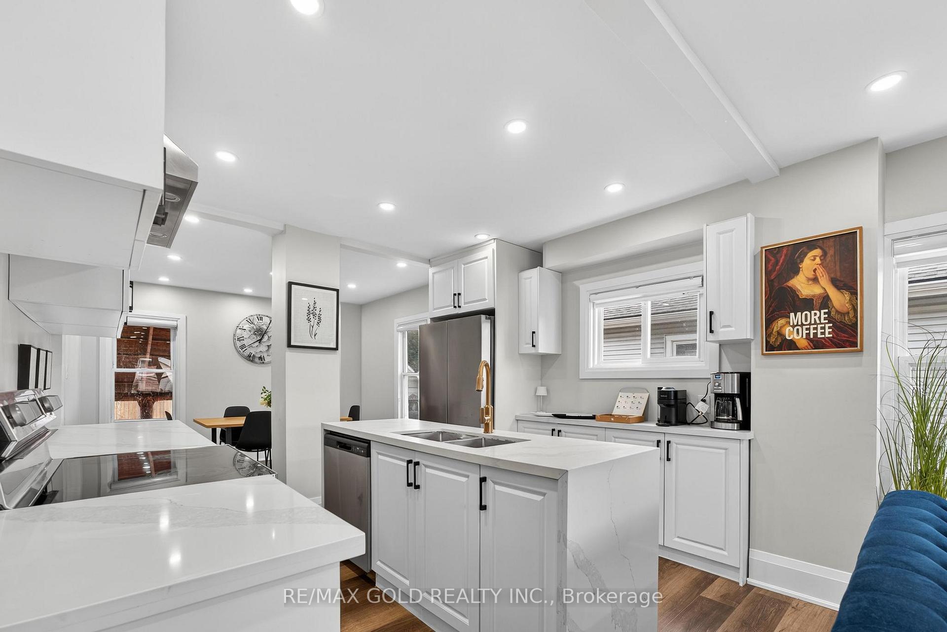 Photo 9 of 3 Wardrope Avenue, Hamilton, Stoney Creek — HOMEH