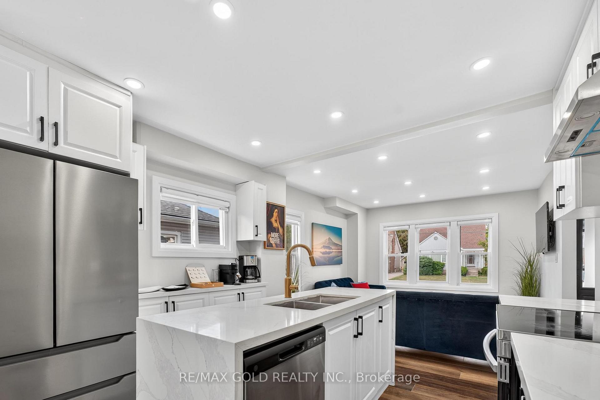 Photo 11 of 3 Wardrope Avenue, Hamilton, Stoney Creek — HOMEH