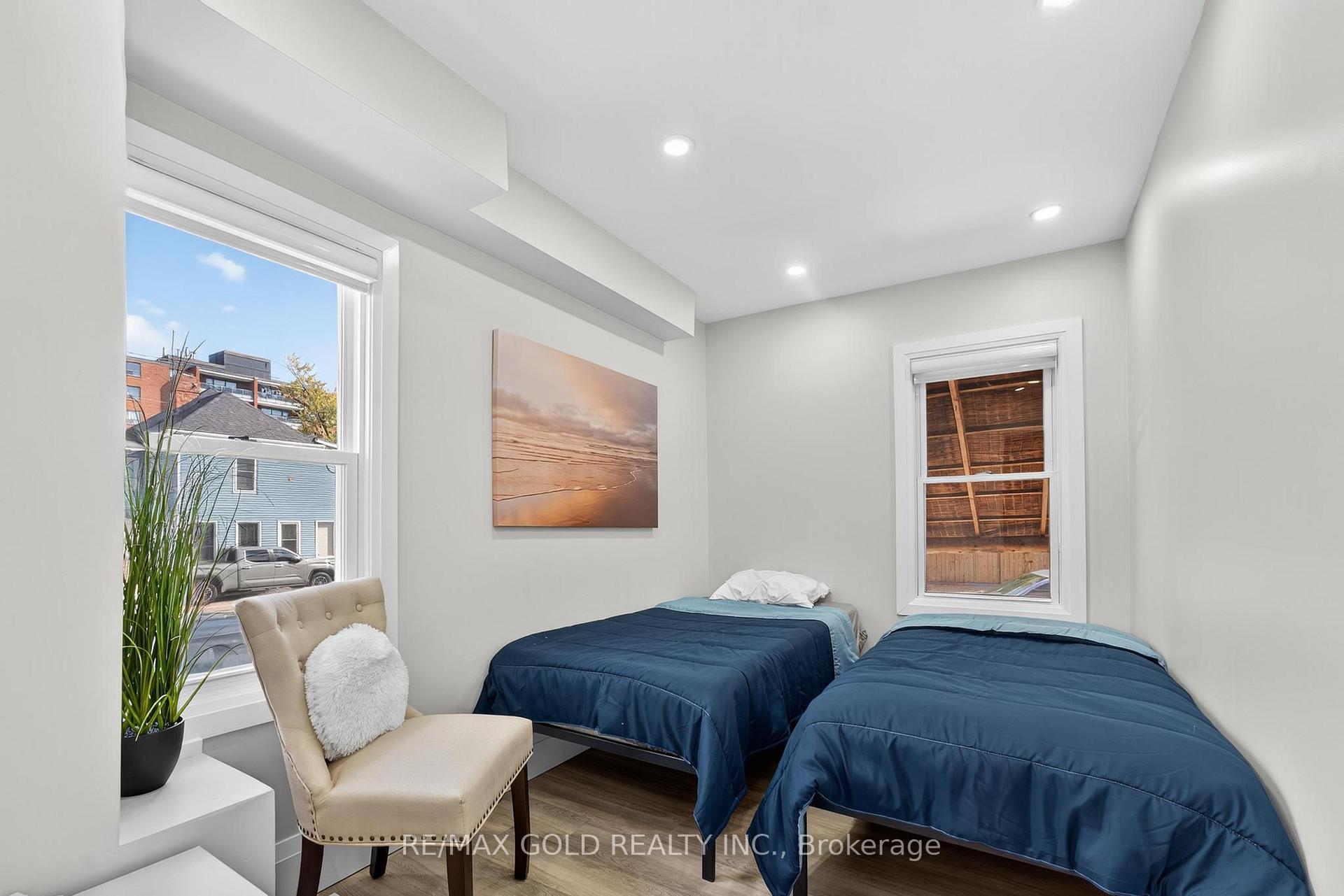 Photo 19 of 3 Wardrope Avenue, Hamilton, Stoney Creek — HOMEH