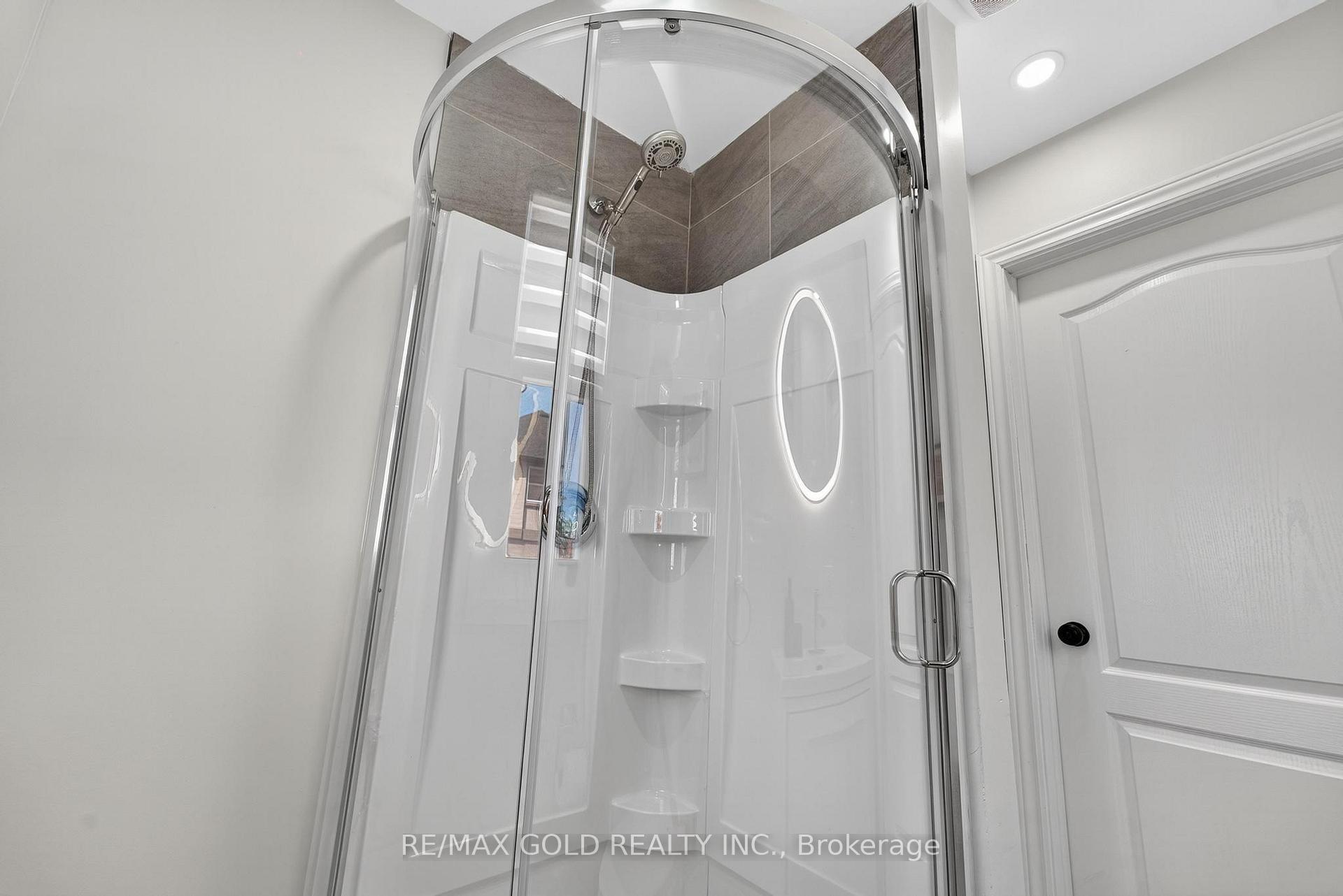 Photo 21 of 3 Wardrope Avenue, Hamilton, Stoney Creek — HOMEH