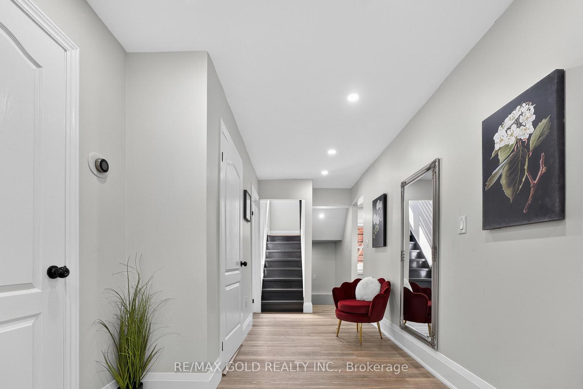 Photo 24 of 3 Wardrope Avenue, Hamilton, Stoney Creek — HOMEH