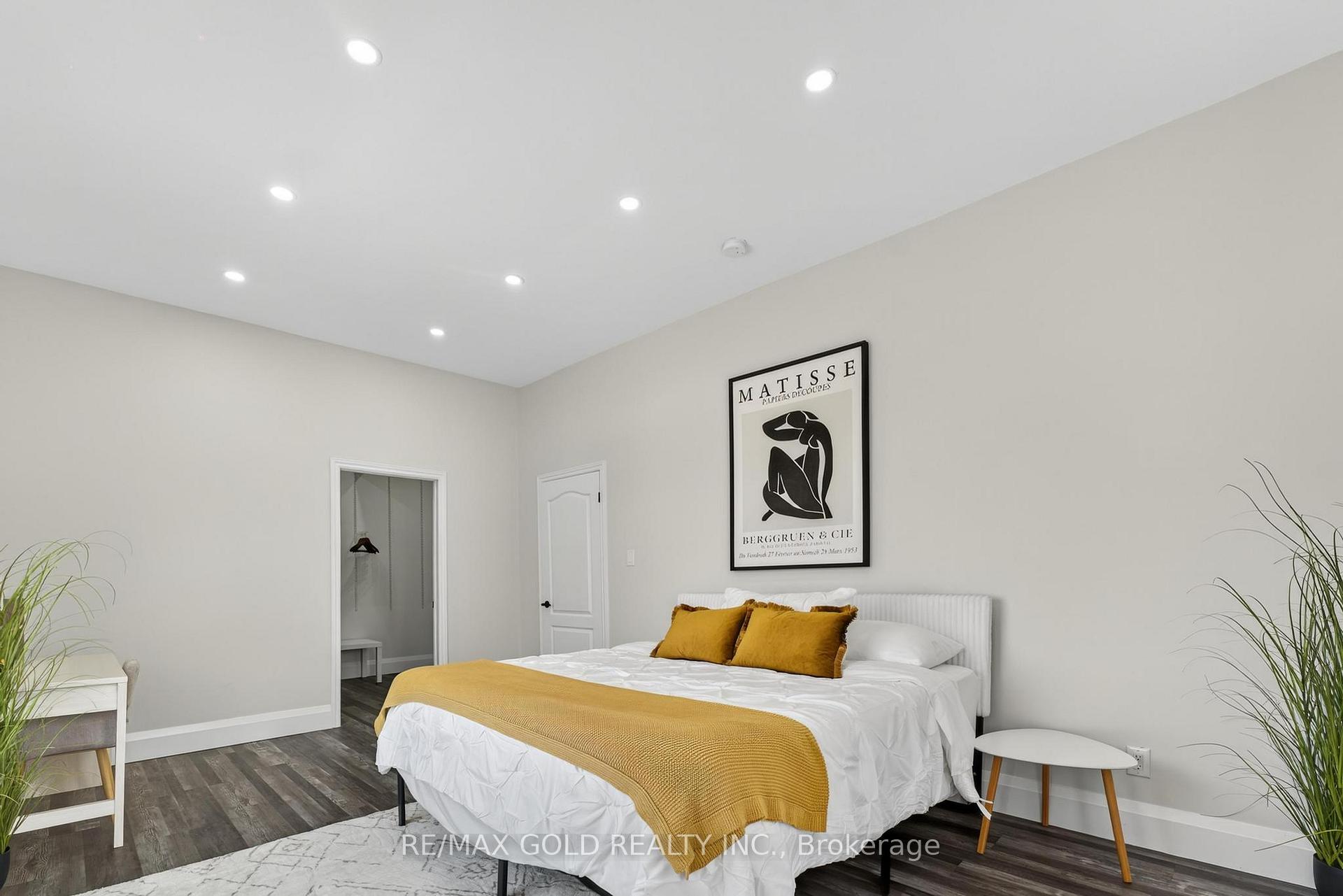 Photo 29 of 3 Wardrope Avenue, Hamilton, Stoney Creek — HOMEH