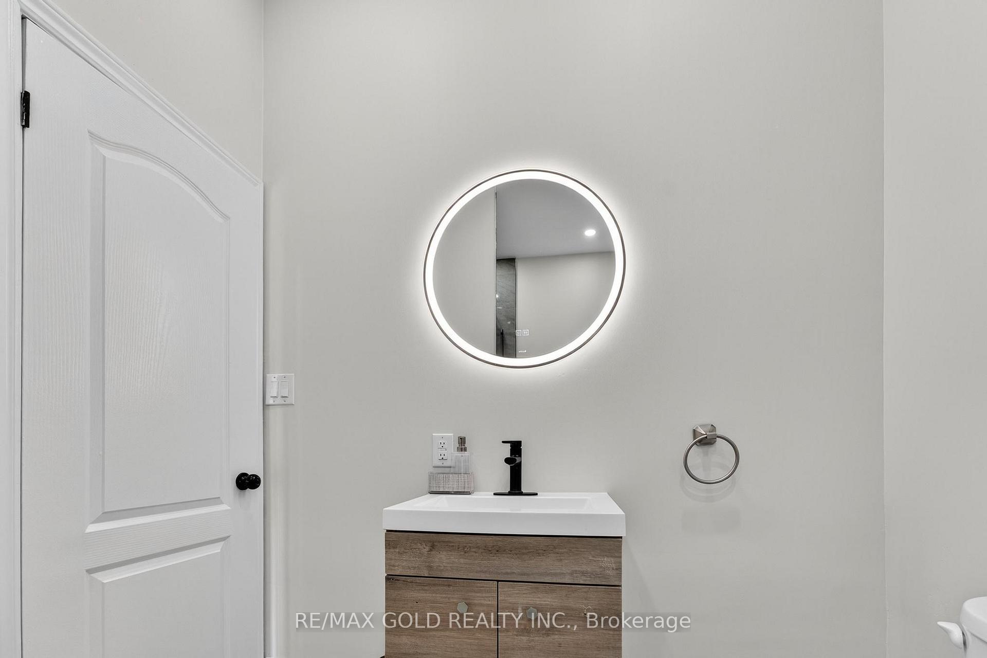 Photo 37 of 3 Wardrope Avenue, Hamilton, Stoney Creek — HOMEH