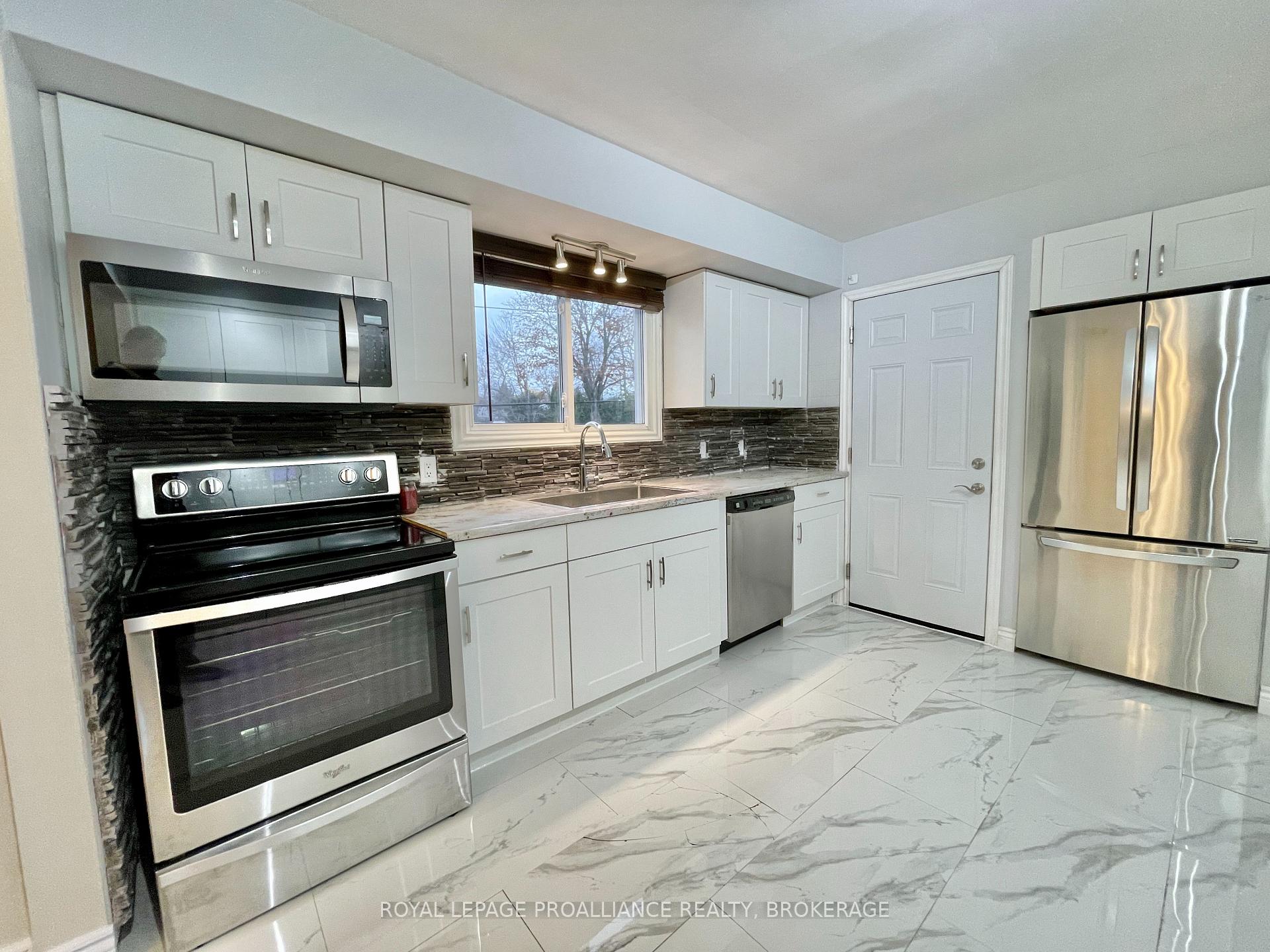 Photo 5 of 271 Chelsea Road, Kingston, City SouthWest — HOMEH