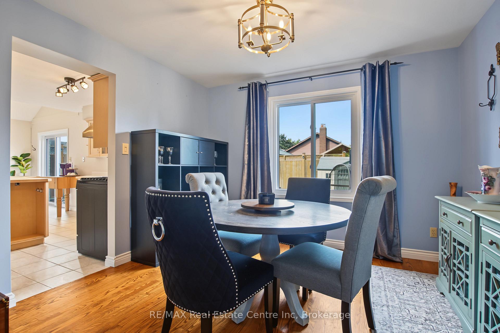 Photo 10 of 71 Linda Drive, Cambridge, Silver Heights — HOMEH