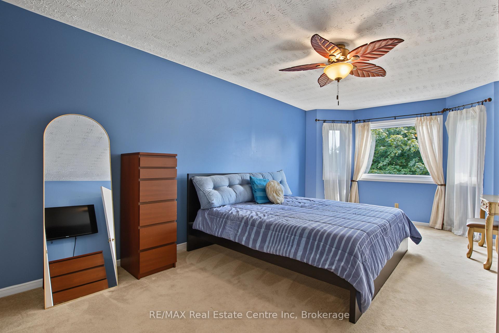 Photo 22 of 71 Linda Drive, Cambridge, Silver Heights — HOMEH