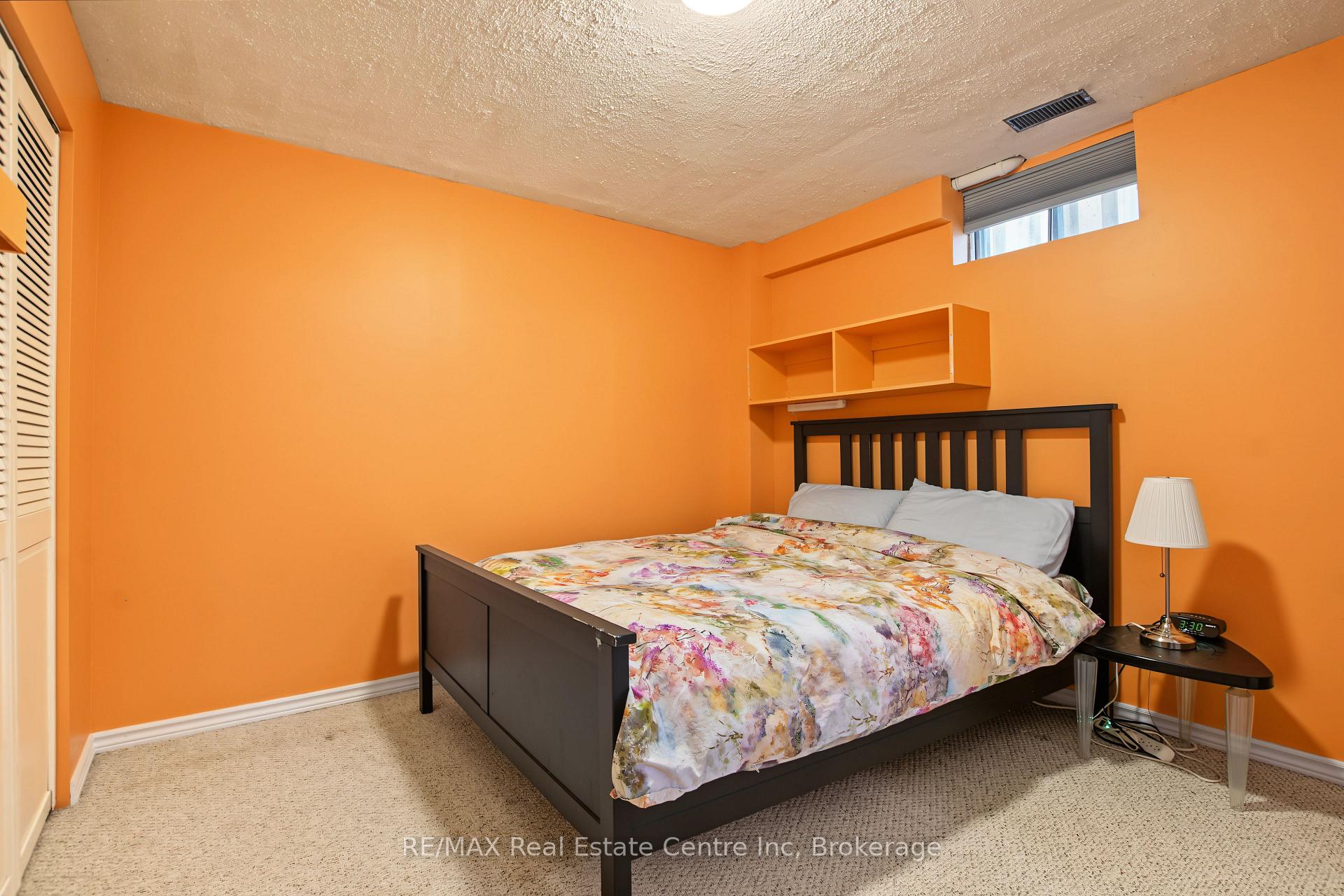 Photo 35 of 71 Linda Drive, Cambridge, Silver Heights — HOMEH