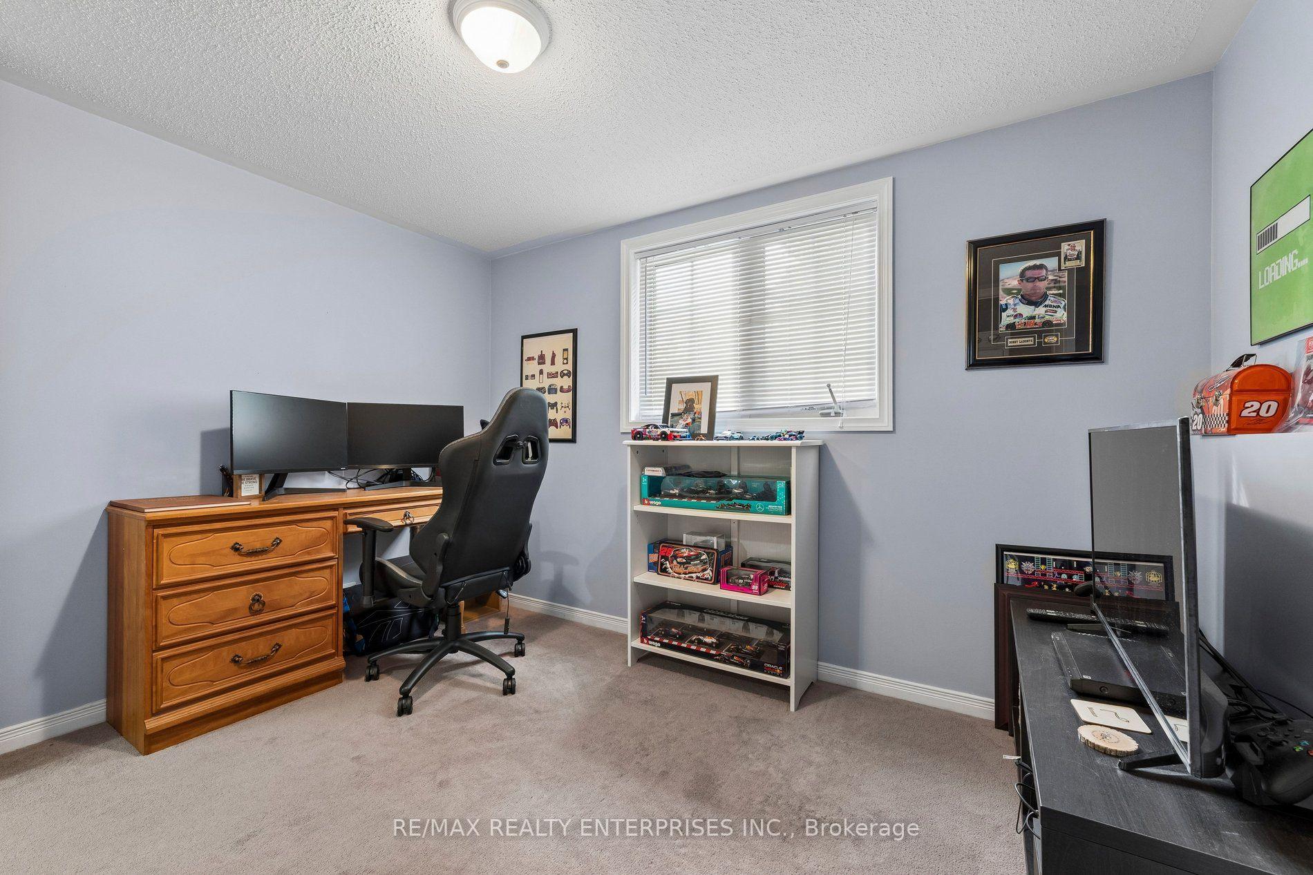 Photo 31 of 1621 Northfield Avenue, Oshawa, Samac — HOMEH