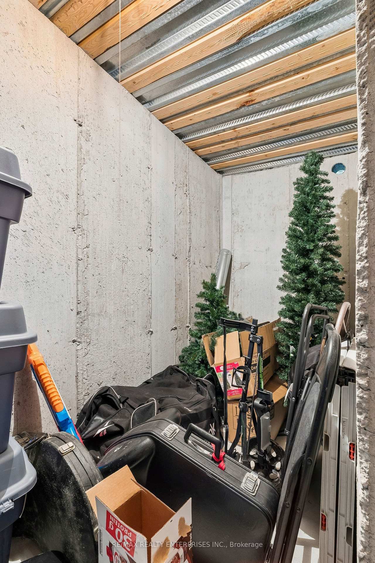 Photo 41 of 1621 Northfield Avenue, Oshawa, Samac — HOMEH