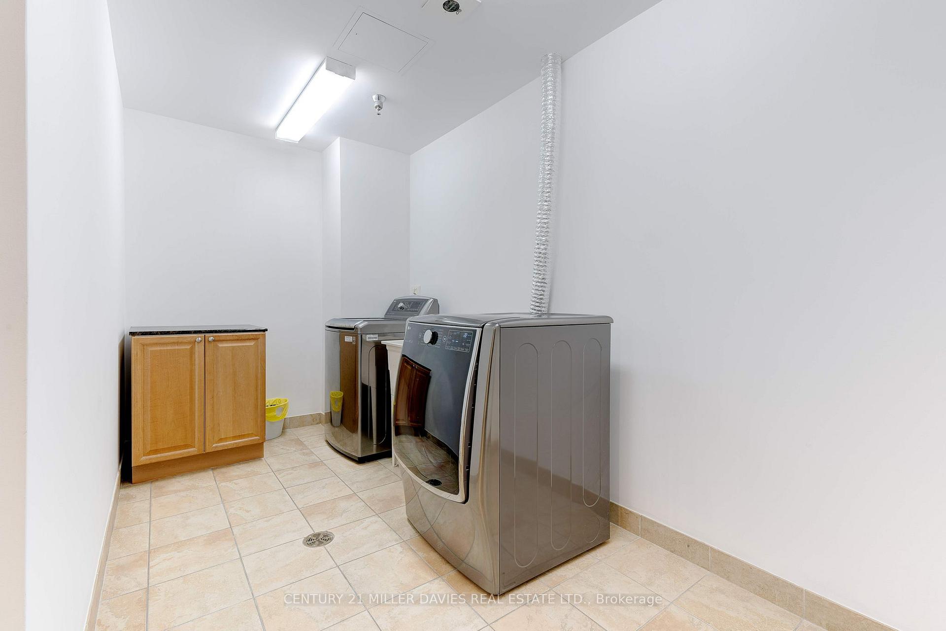 Photo 23 of Unit 702, 399 Elizabeth Street, Burlington, Brant — HOMEH