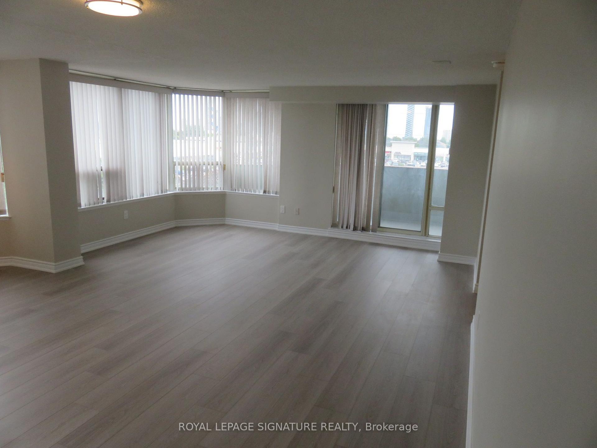 Photo 5 of Unit 408, 700 Constellation Drive, Mississauga, Hurontario — HOMEH