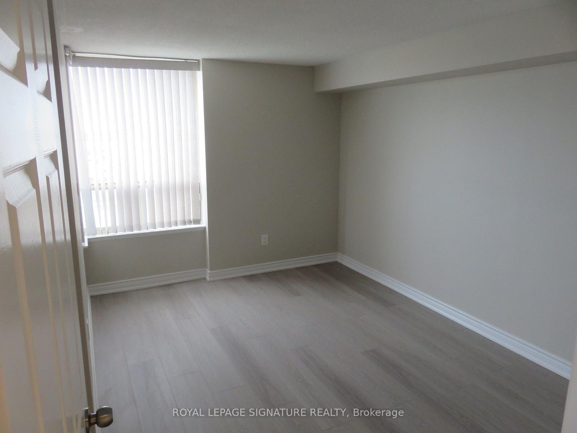 Photo 10 of Unit 408, 700 Constellation Drive, Mississauga, Hurontario — HOMEH