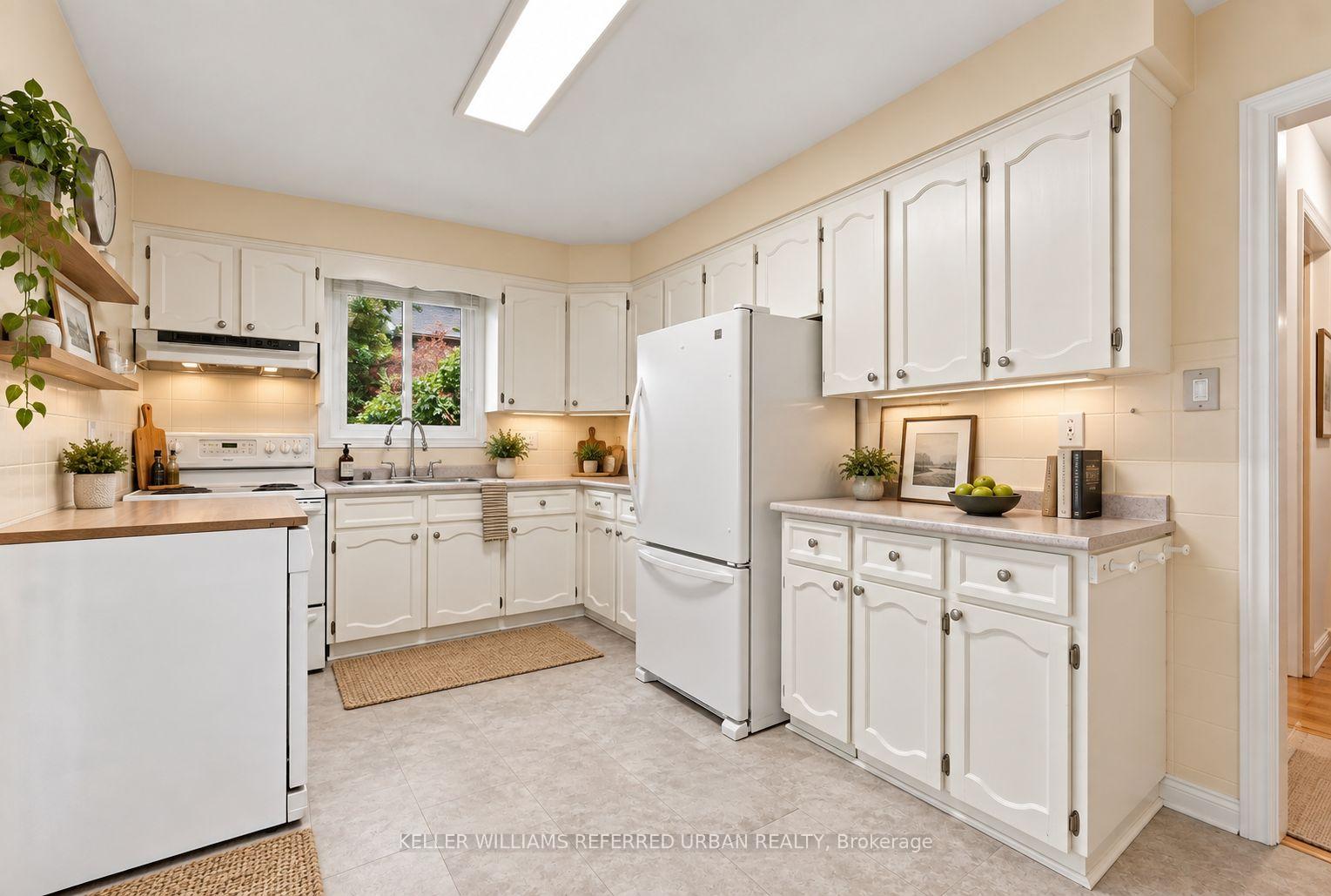 Photo 19 of 146 Montrose Avenue, Toronto, Trinity-Bellwoods — HOMEH