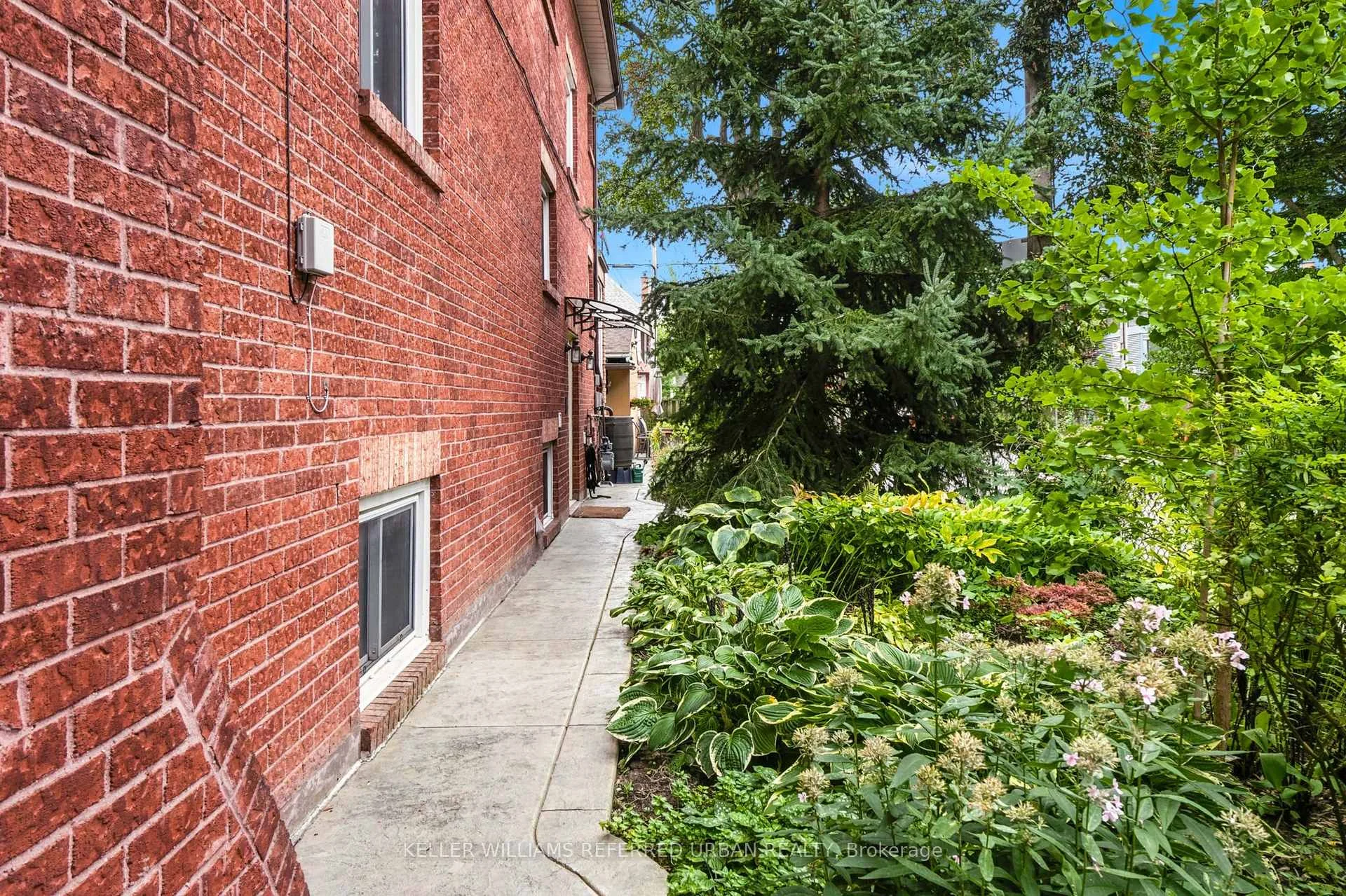 Photo 66 of 146 Montrose Avenue, Toronto, Trinity-Bellwoods — HOMEH