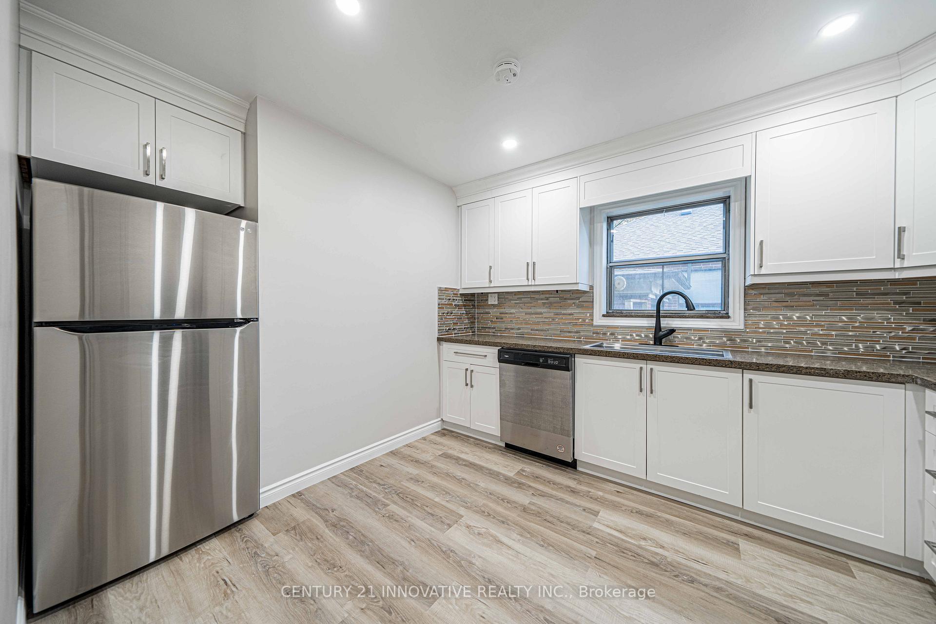 Photo 13 of Unit Upper, 22 Carysfort Road, Etobicoke, Islington-City Centre West — HOMEH