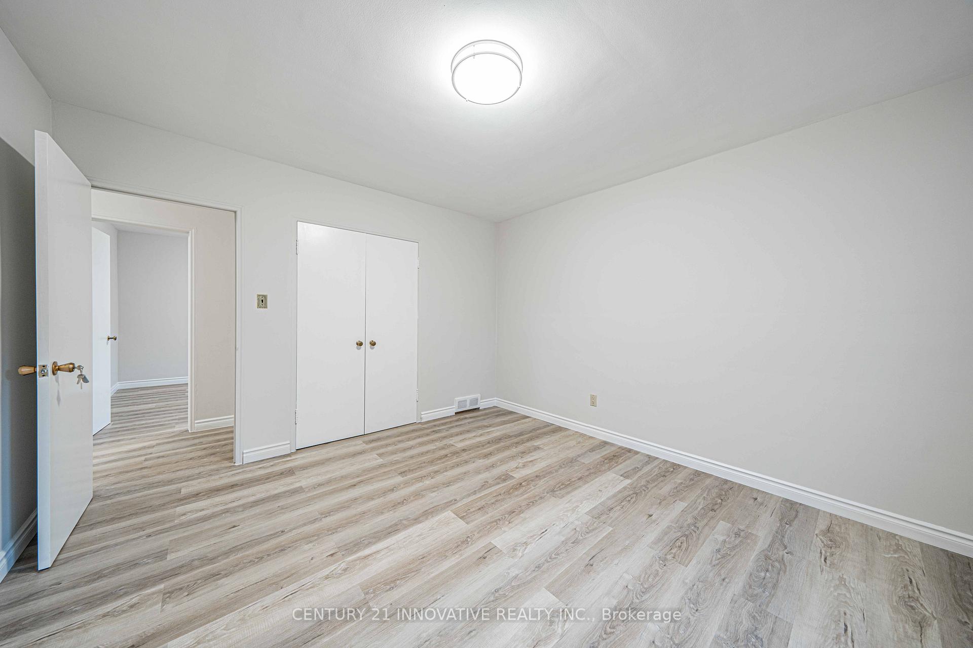 Photo 19 of Unit Upper, 22 Carysfort Road, Etobicoke, Islington-City Centre West — HOMEH