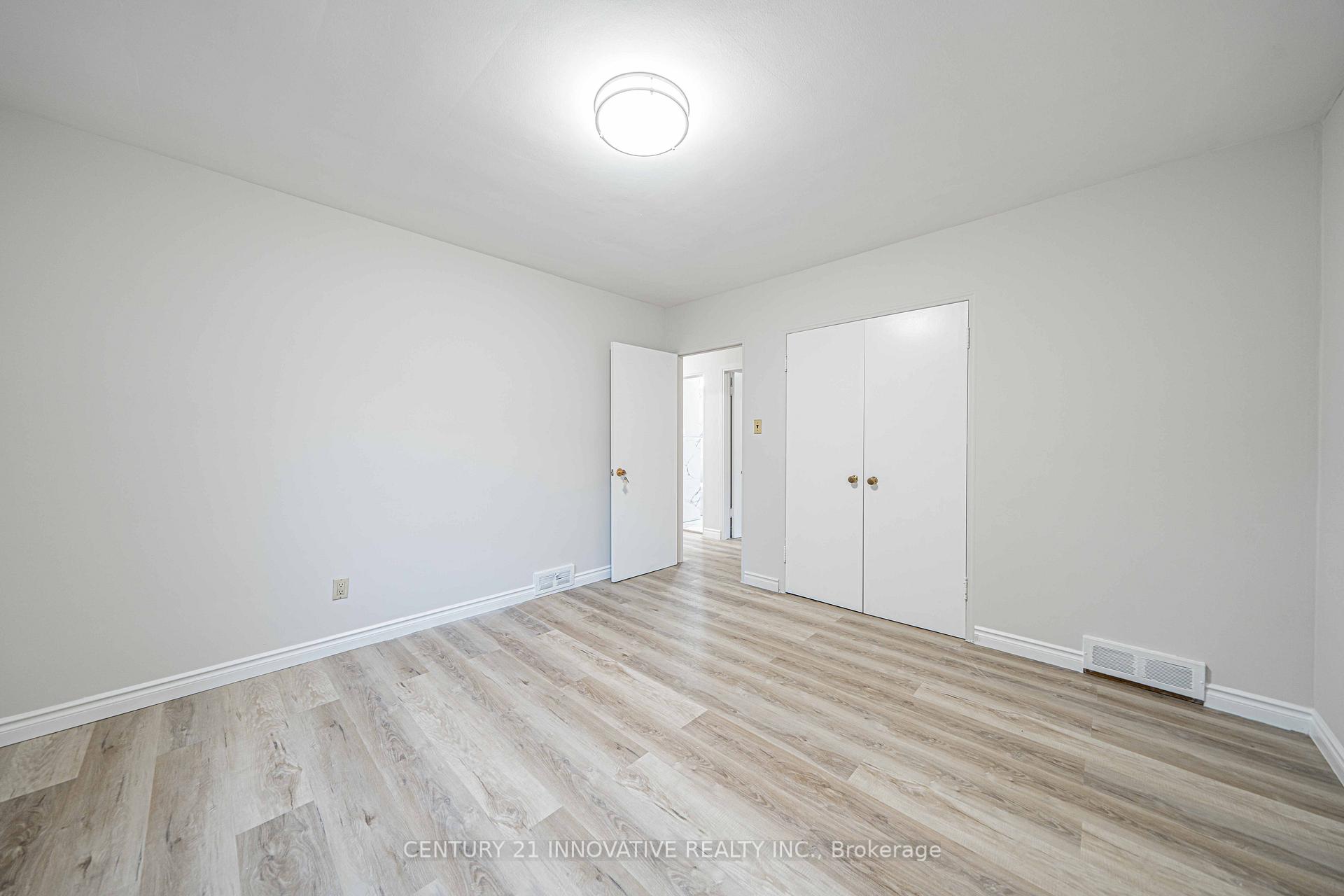 Photo 20 of Unit Upper, 22 Carysfort Road, Etobicoke, Islington-City Centre West — HOMEH