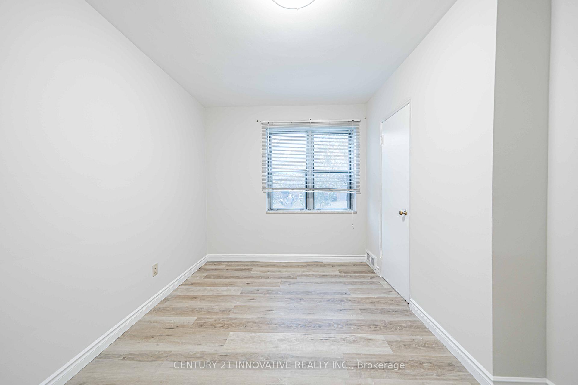 Photo 22 of Unit Upper, 22 Carysfort Road, Etobicoke, Islington-City Centre West — HOMEH