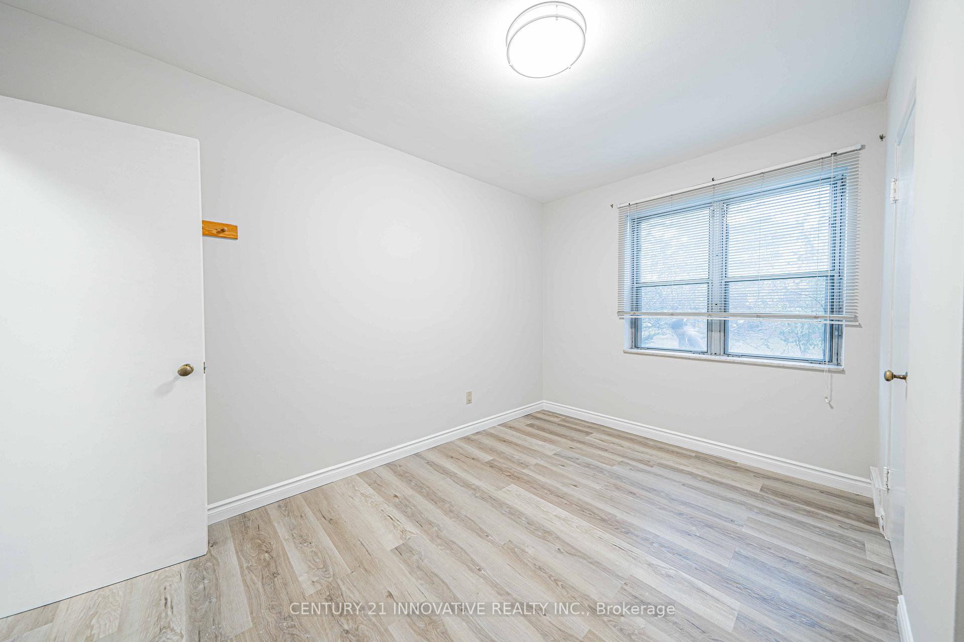 Photo 23 of Unit Upper, 22 Carysfort Road, Etobicoke, Islington-City Centre West — HOMEH