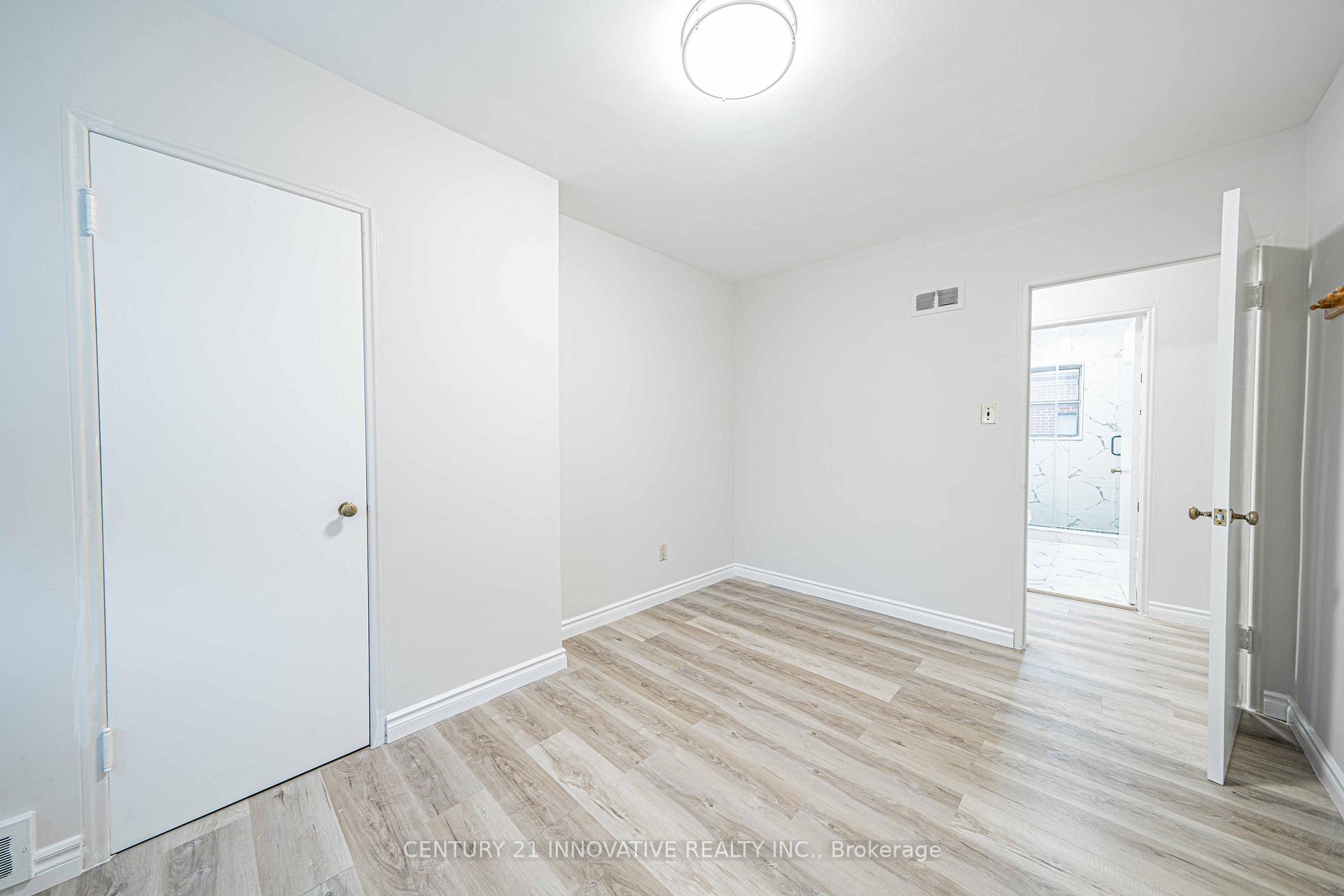 Photo 26 of Unit Upper, 22 Carysfort Road, Etobicoke, Islington-City Centre West — HOMEH