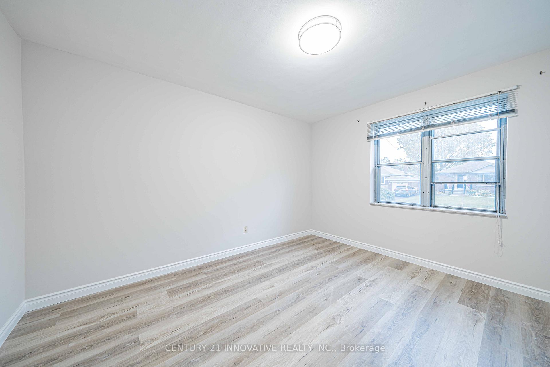 Photo 27 of Unit Upper, 22 Carysfort Road, Etobicoke, Islington-City Centre West — HOMEH