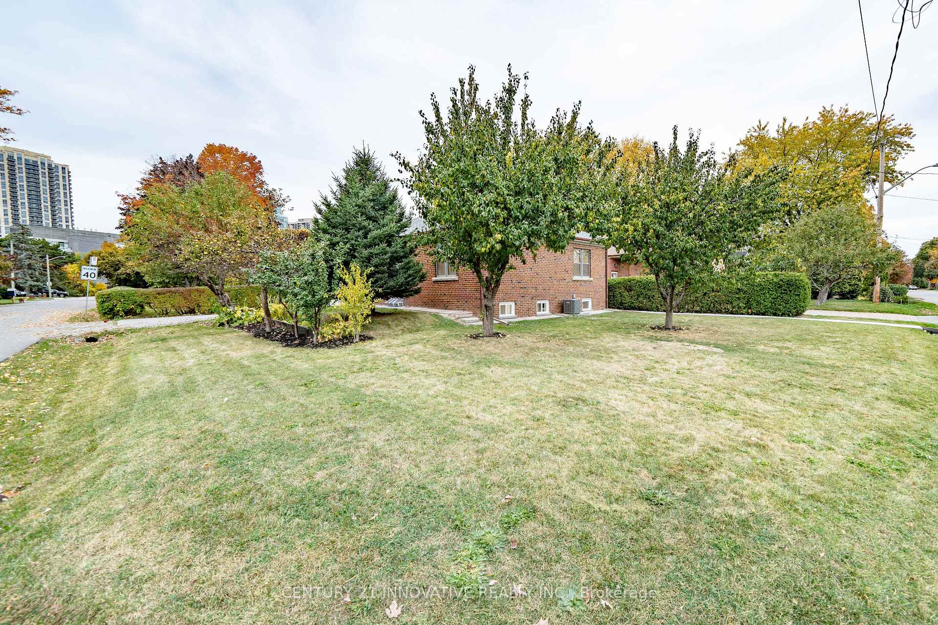 Photo 37 of Unit Upper, 22 Carysfort Road, Etobicoke, Islington-City Centre West — HOMEH