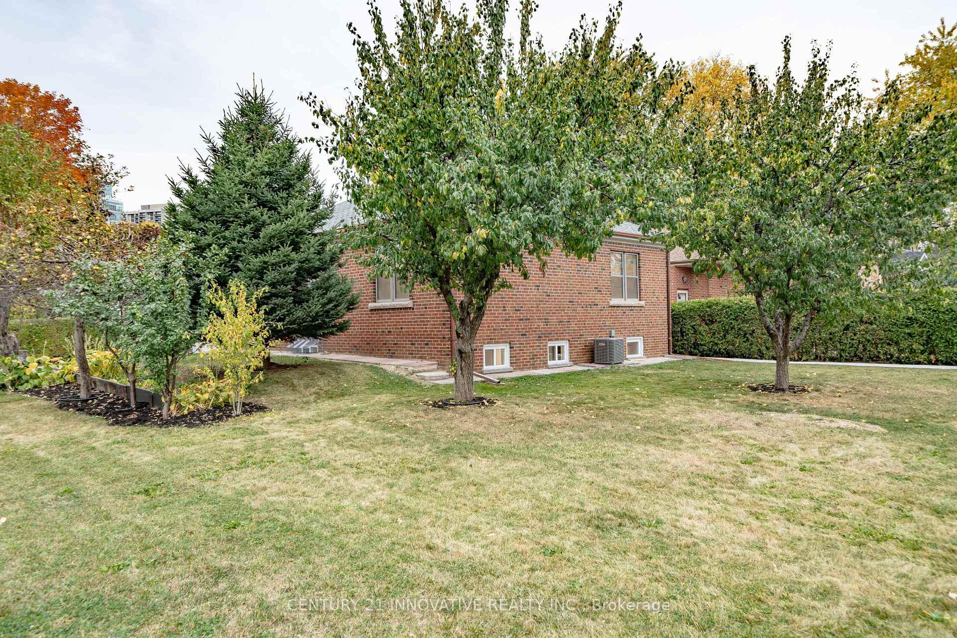 Photo 38 of Unit Upper, 22 Carysfort Road, Etobicoke, Islington-City Centre West — HOMEH