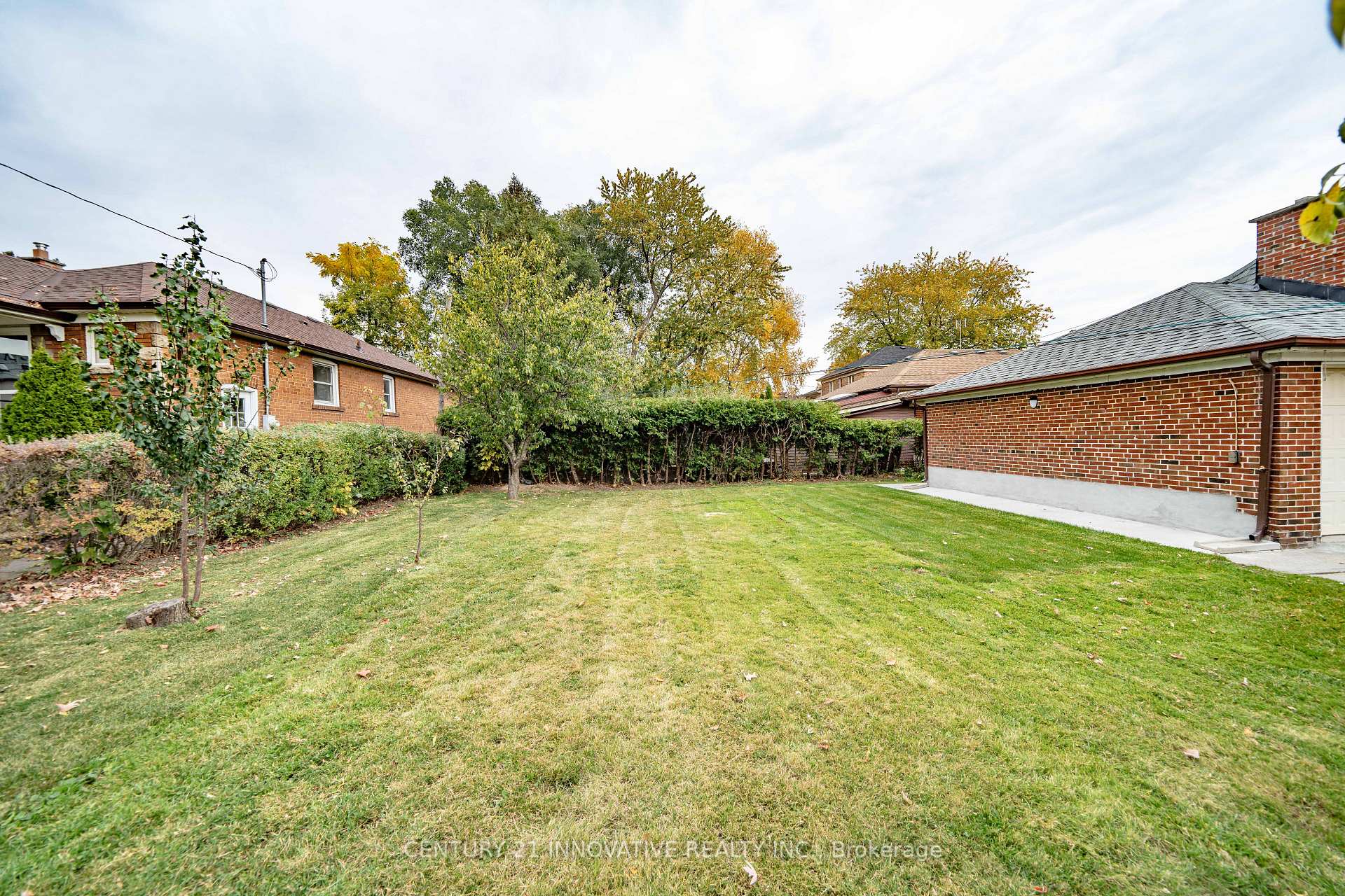 Photo 44 of Unit Upper, 22 Carysfort Road, Etobicoke, Islington-City Centre West — HOMEH
