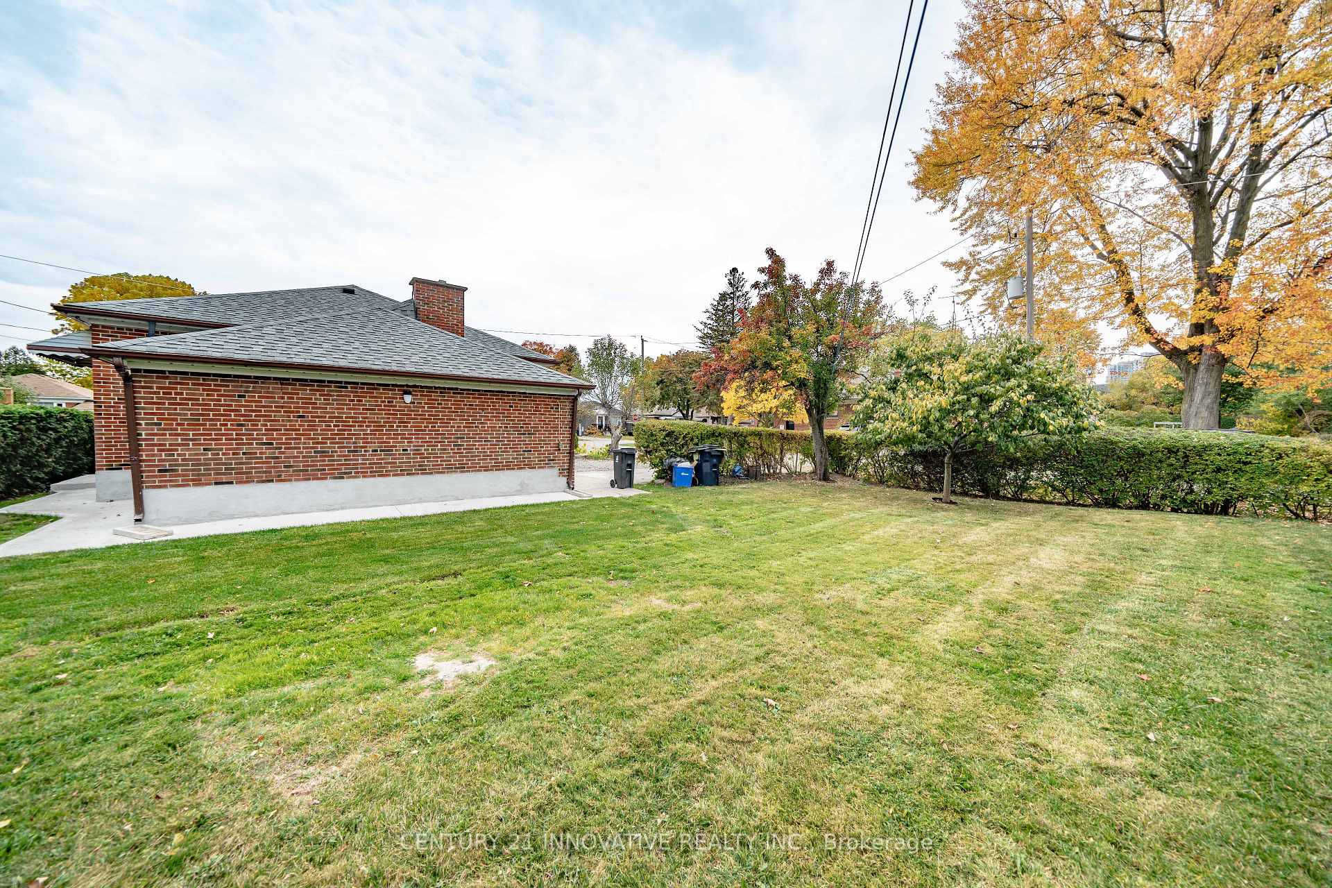 Photo 46 of Unit Upper, 22 Carysfort Road, Etobicoke, Islington-City Centre West — HOMEH