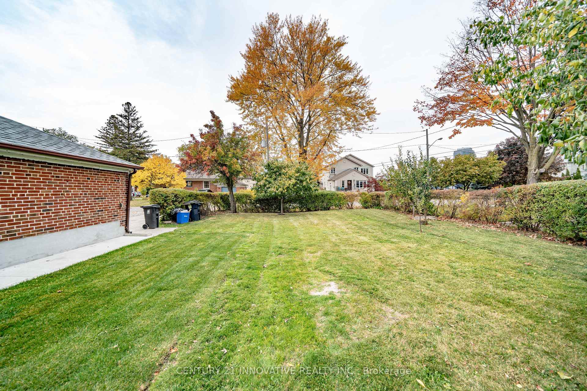 Photo 47 of Unit Upper, 22 Carysfort Road, Etobicoke, Islington-City Centre West — HOMEH