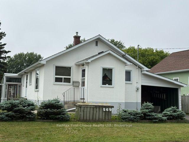 Photo 1 of 569 Dawson Street, Thunder Bay, College Heights — HOMEH