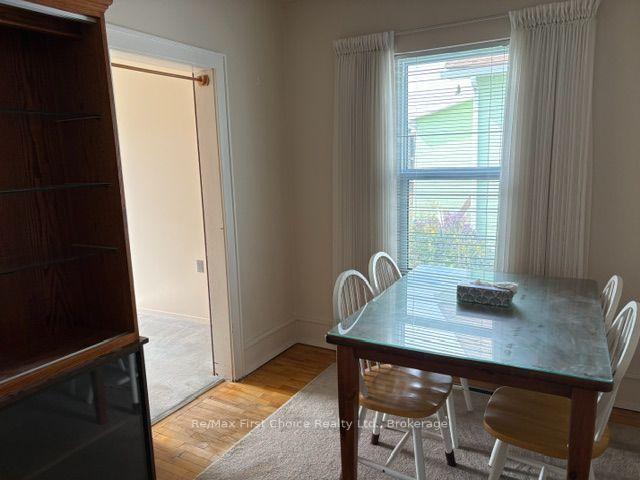 Photo 7 of 569 Dawson Street, Thunder Bay, College Heights — HOMEH
