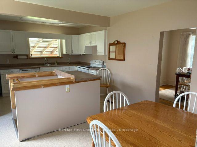 Photo 20 of 569 Dawson Street, Thunder Bay, College Heights — HOMEH