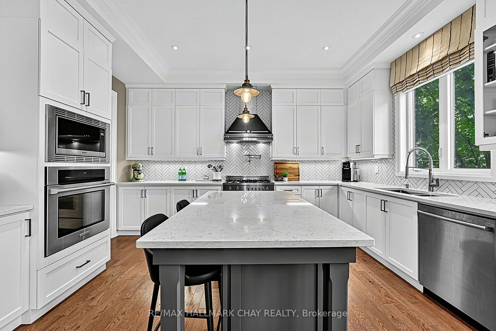 Photo 7 of 52 Copeland Crescent, Innisfil, Cookstown — HOMEH