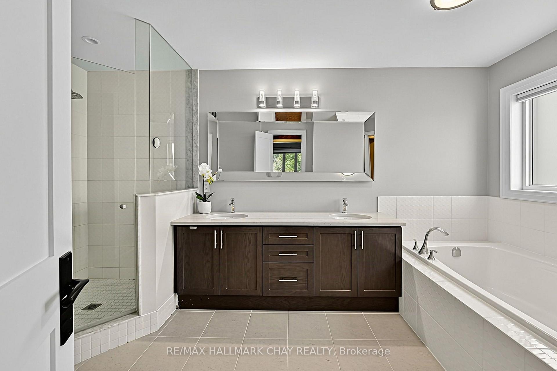 Photo 25 of 52 Copeland Crescent, Innisfil, Cookstown — HOMEH