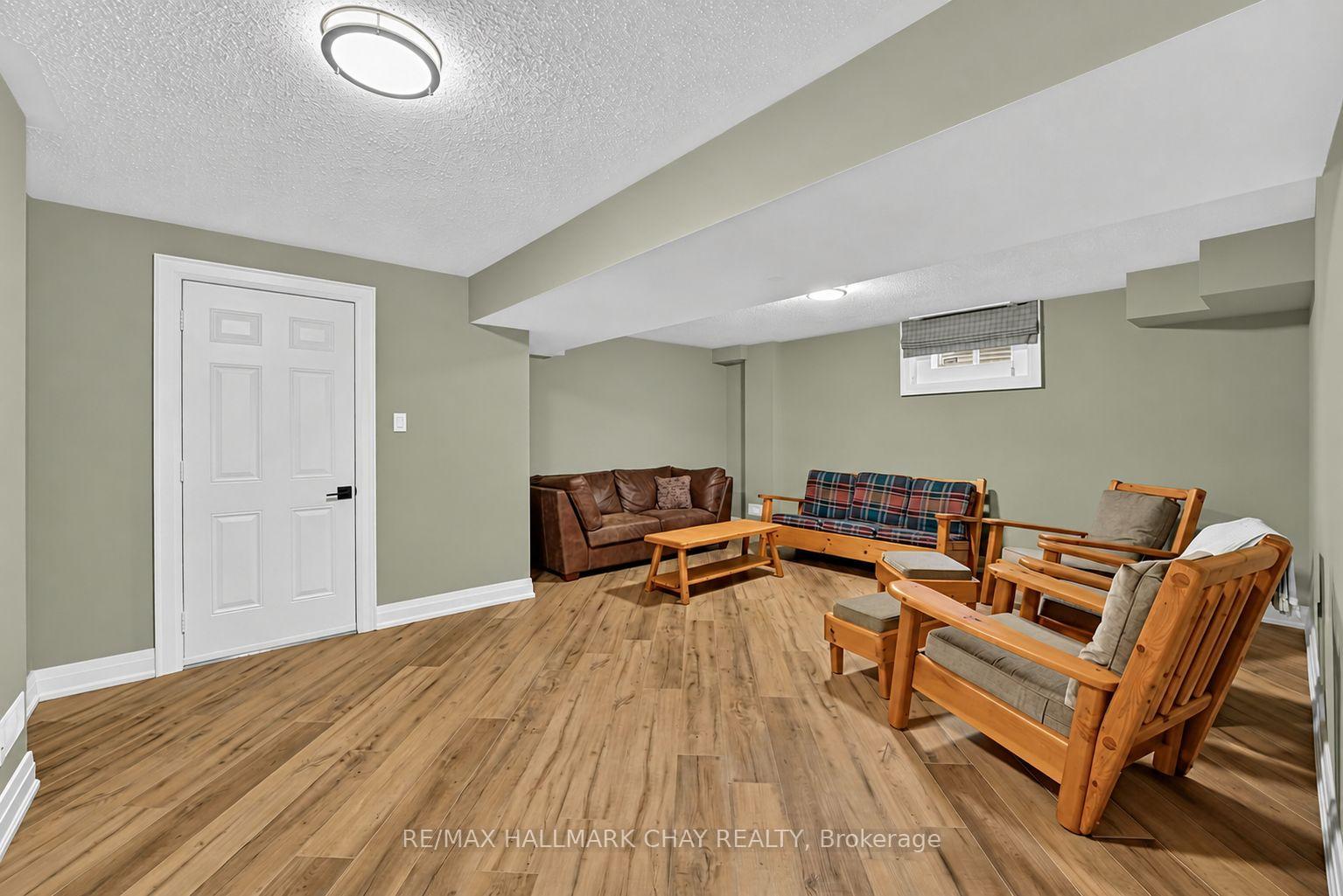 Photo 36 of 52 Copeland Crescent, Innisfil, Cookstown — HOMEH