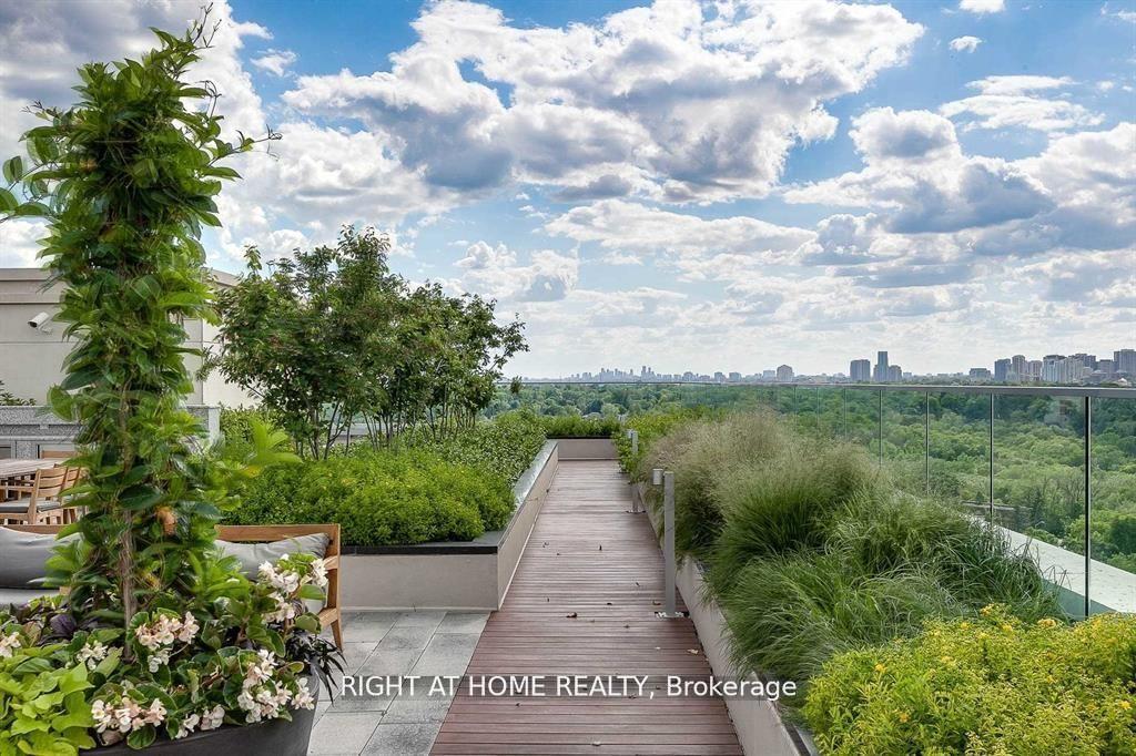 Photo 7 of Unit 430, 1 Old Mill Drive, Toronto, High Park-Swansea — HOMEH