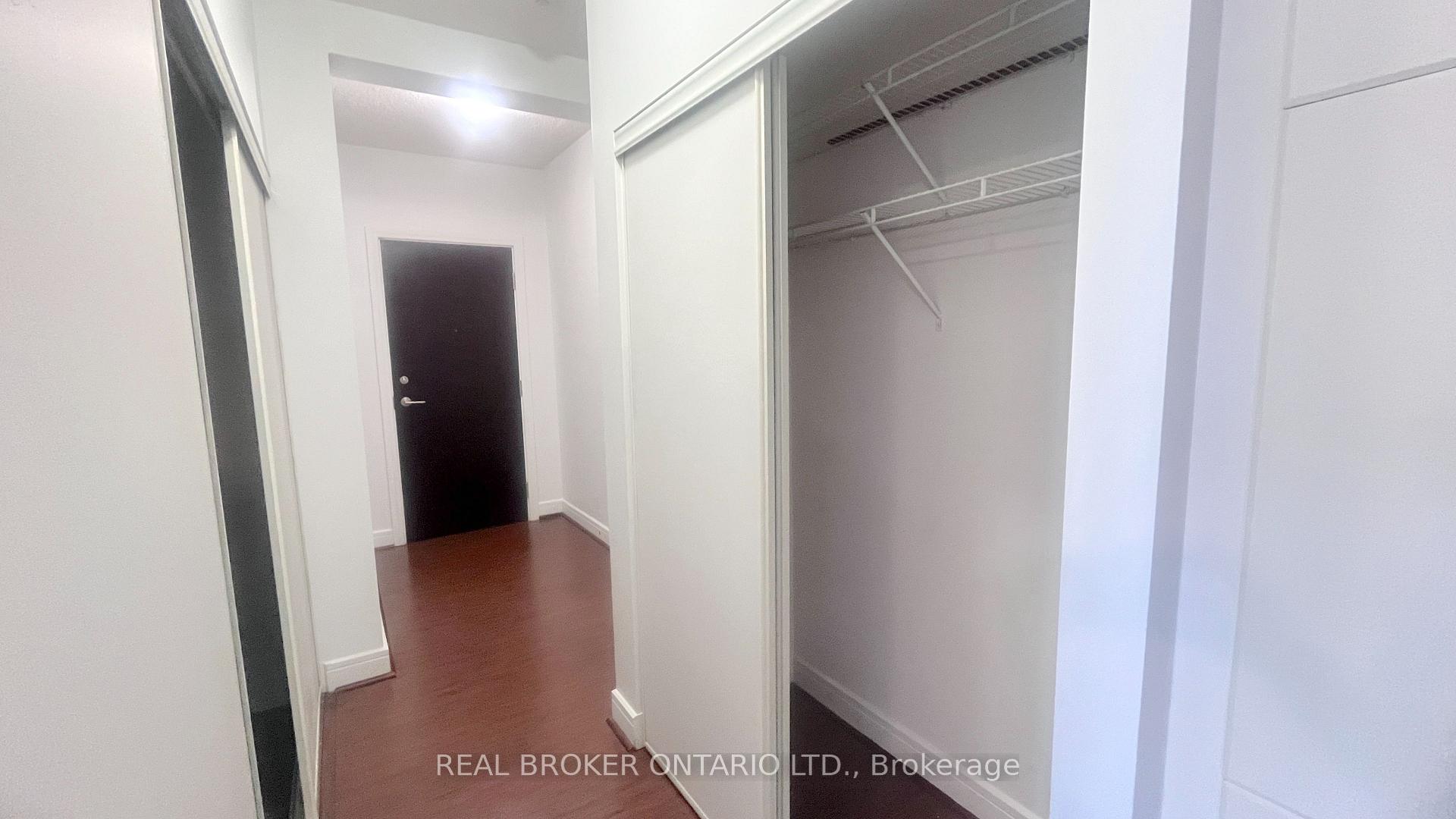Photo 5 of Unit 1702, 112 George Street, Toronto, Moss Park — HOMEH