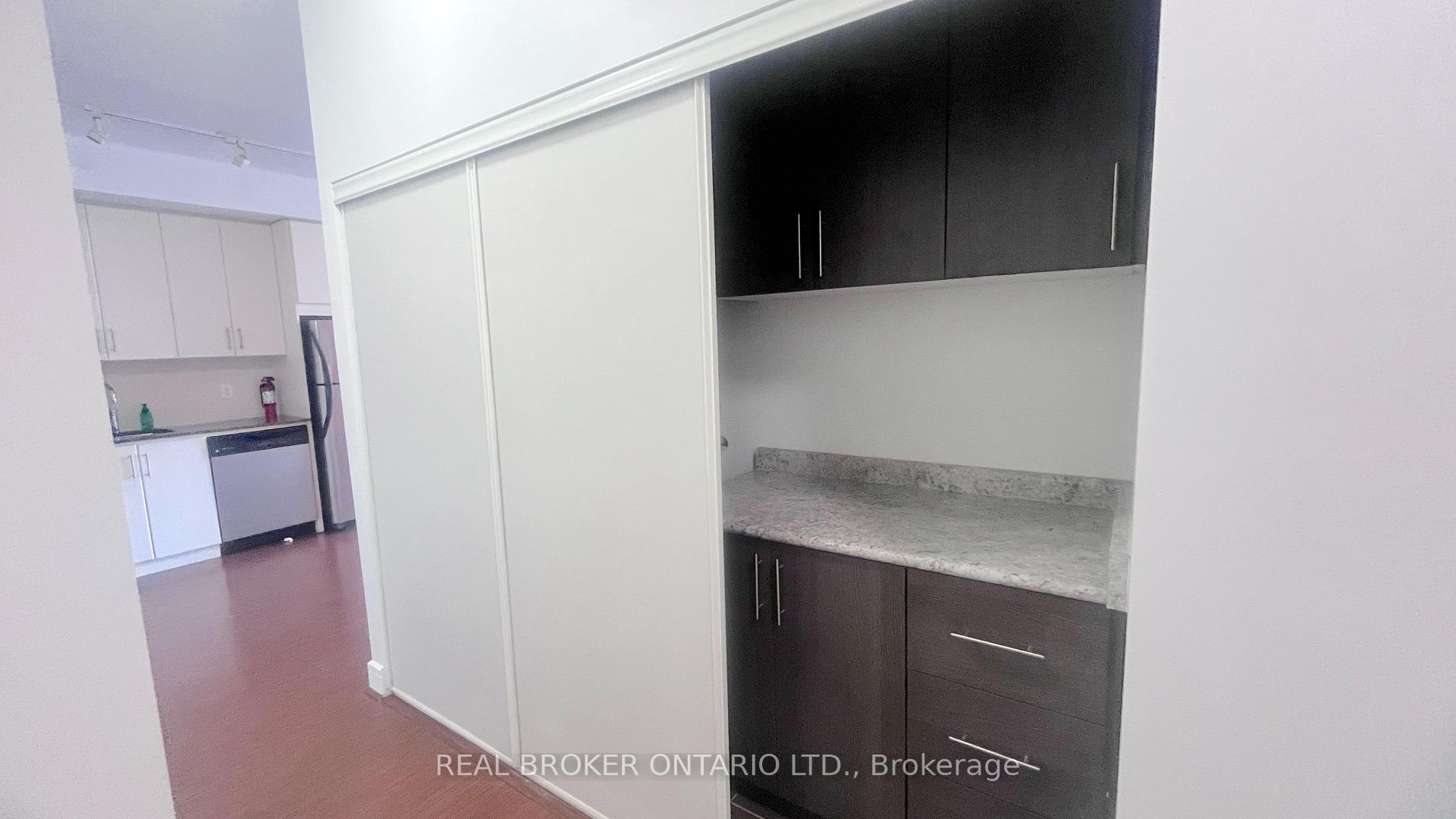 Photo 7 of Unit 1702, 112 George Street, Toronto, Moss Park — HOMEH