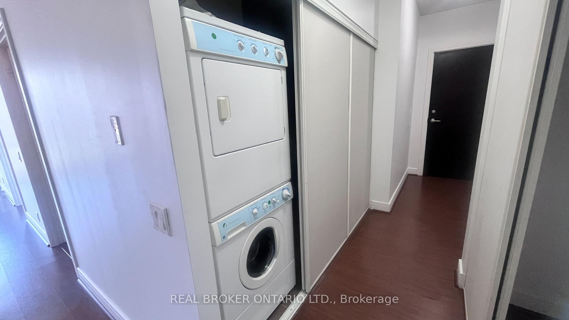 Photo 9 of Unit 1702, 112 George Street, Toronto, Moss Park — HOMEH