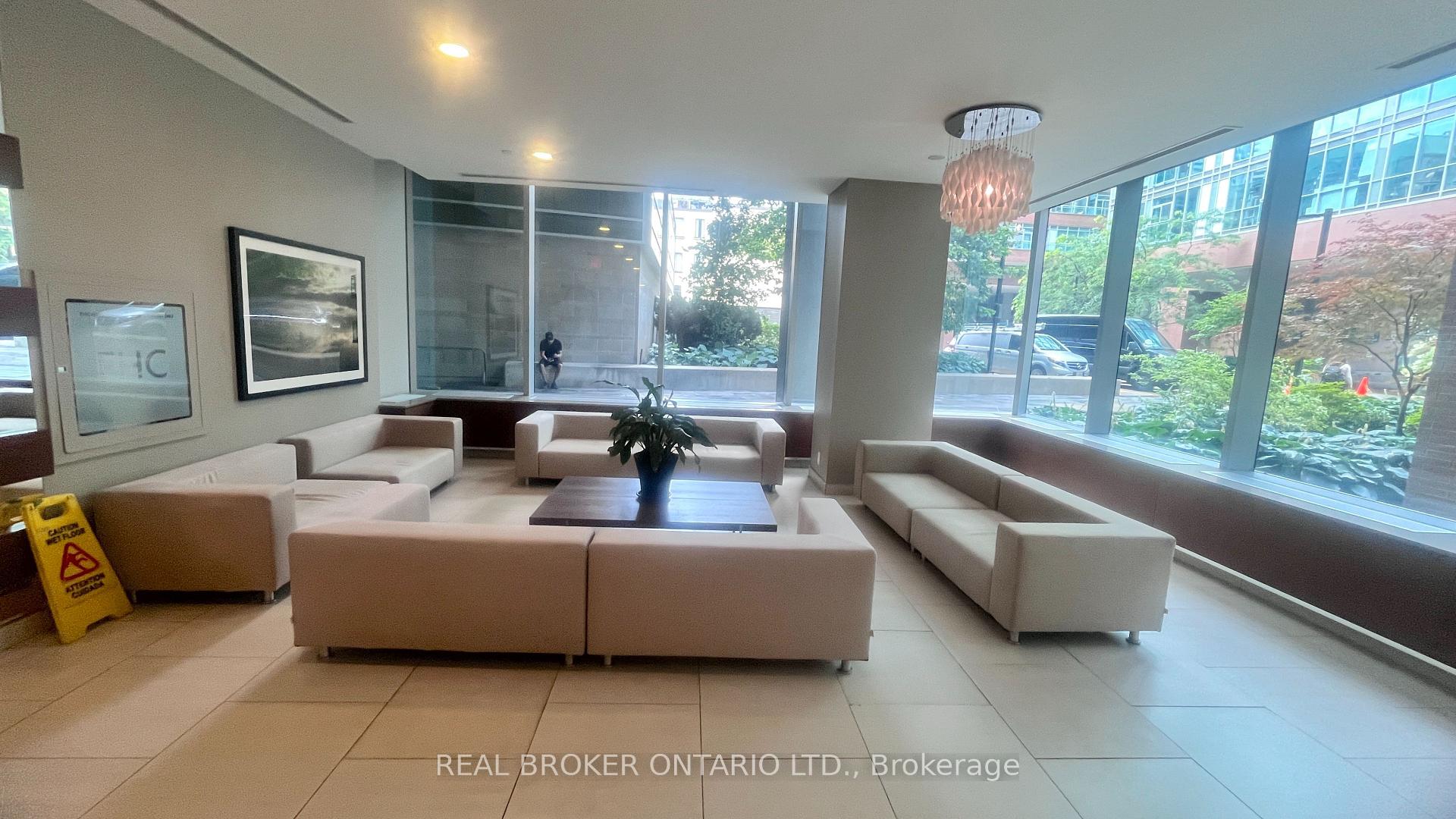 Photo 34 of Unit 1702, 112 George Street, Toronto, Moss Park — HOMEH
