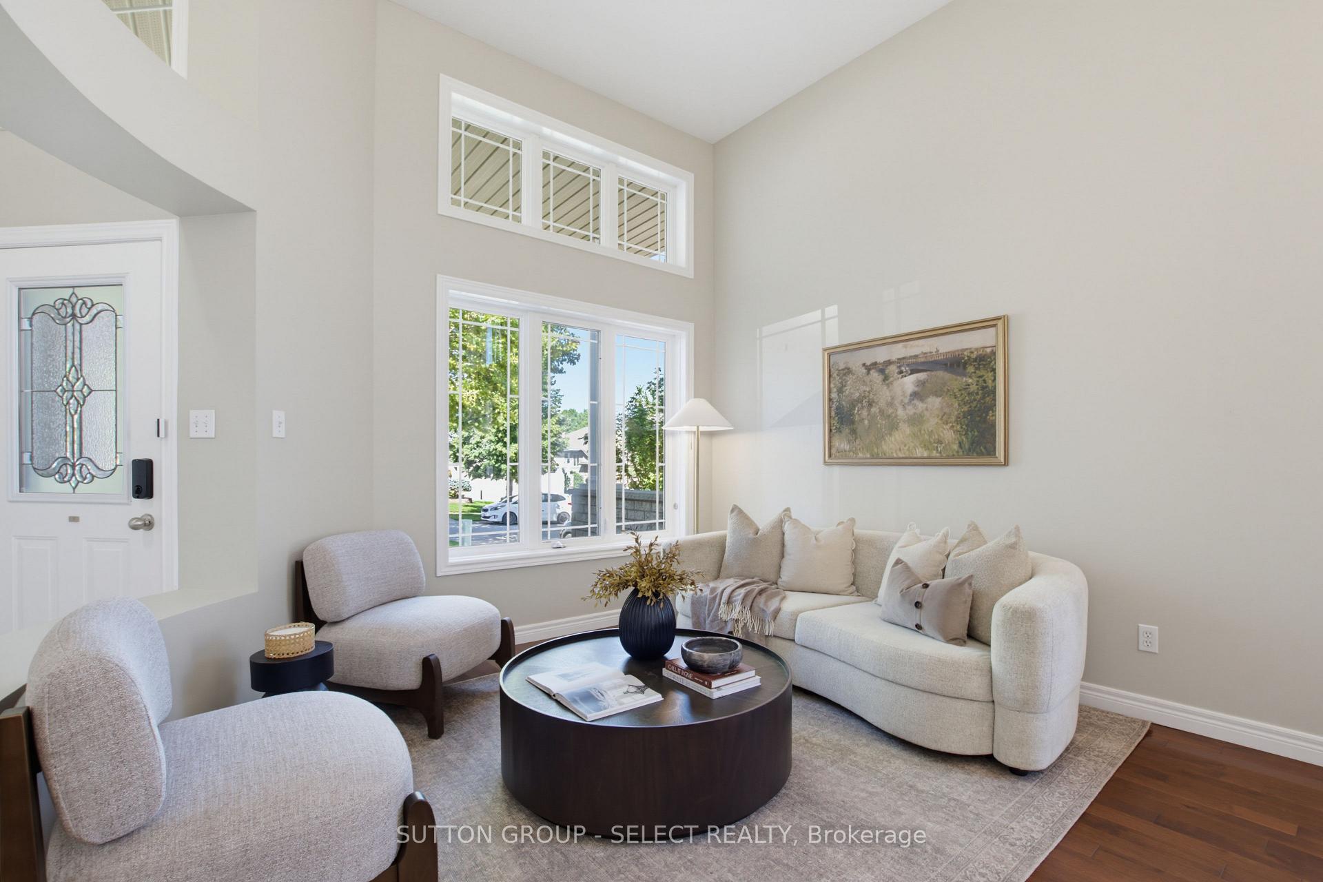 Photo 7 of 858 Cresthaven Crescent, London, South L — HOMEH