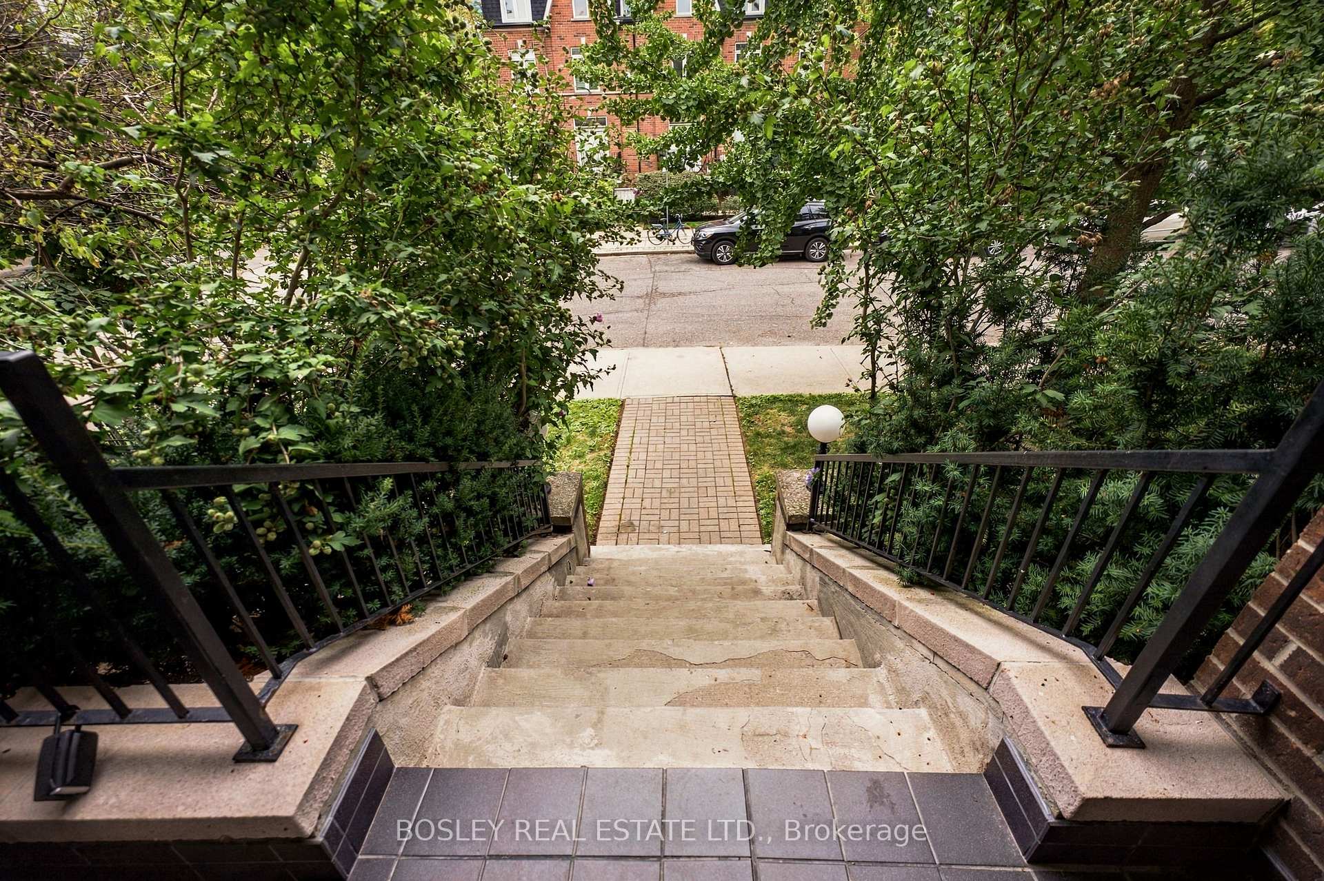 Photo 2 of Unit 2-B, 2 Shank Street, Toronto, Niagara — HOMEH