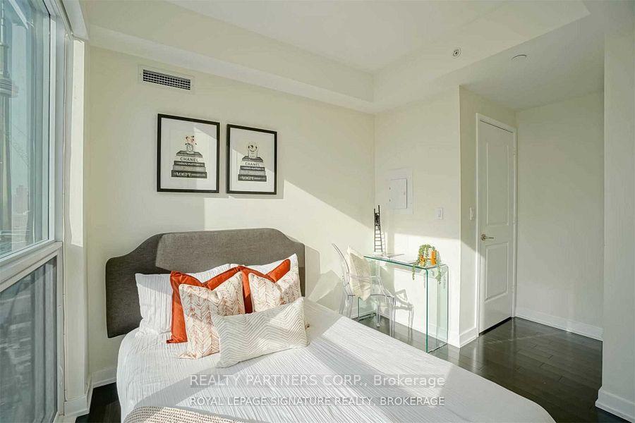 Photo 21 of Unit 3402, 1 The Esplanade Drive, Toronto, Waterfront Communities — HOMEH