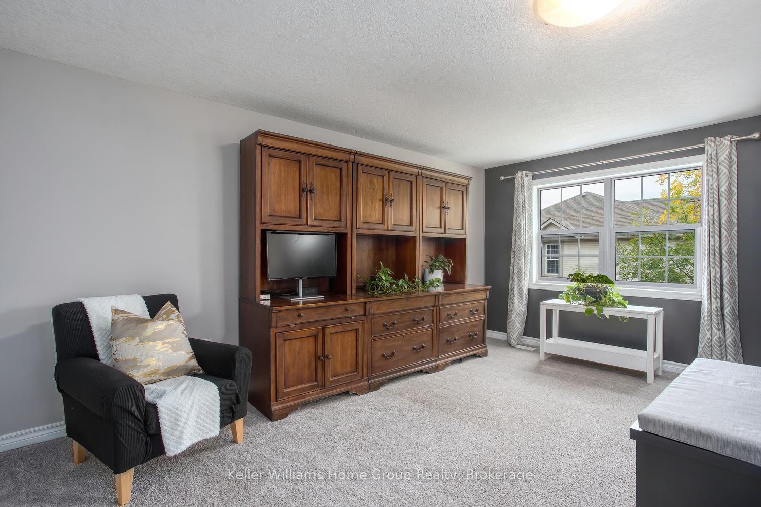 Photo 13 of Unit 21, 30 Imperial Road S, Guelph, Willow West/Sugarbush/West Acres — HOMEH