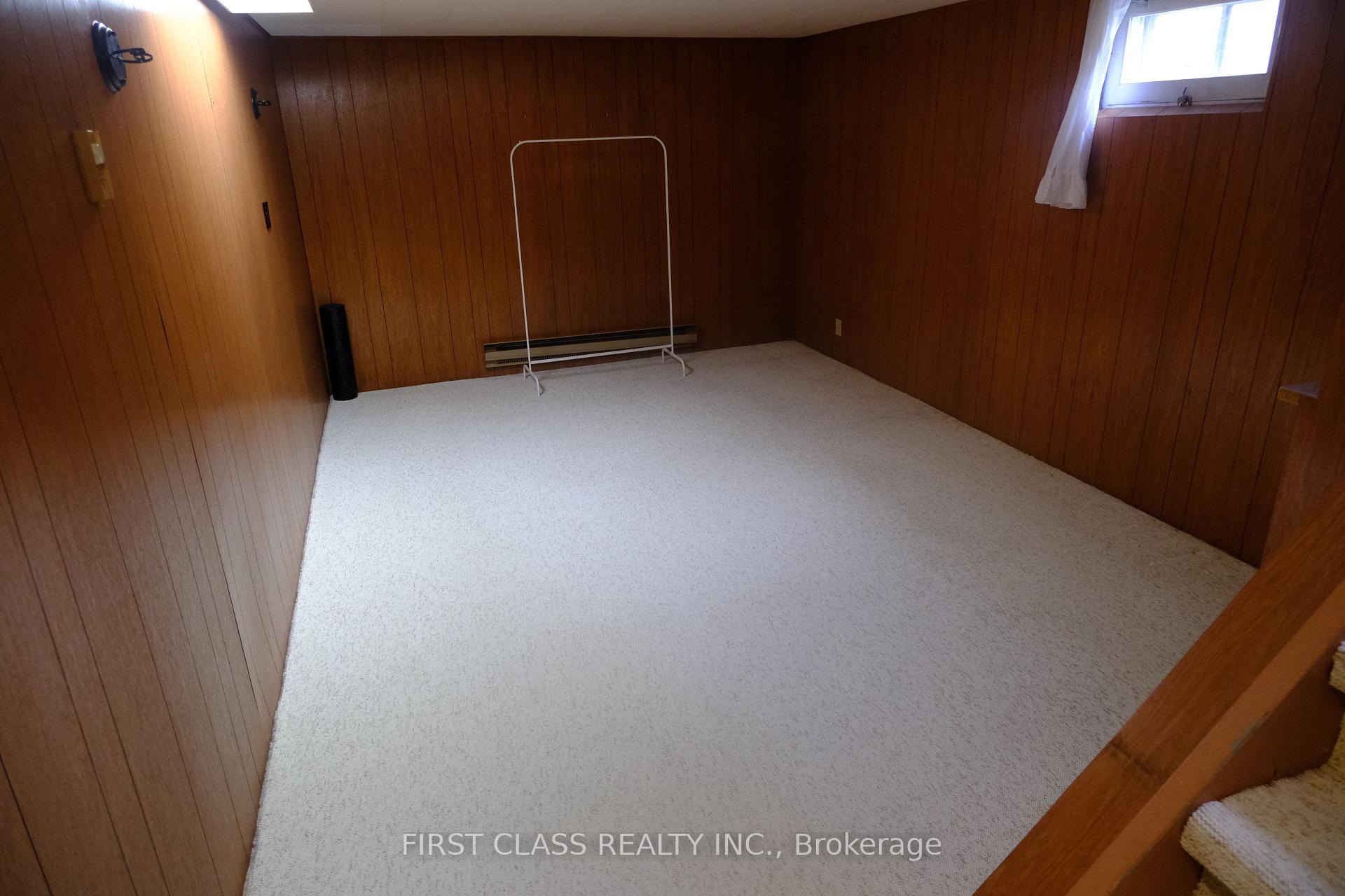 Photo 13 of 64 Grove Park Crescent, North York, Don Valley Village — HOMEH